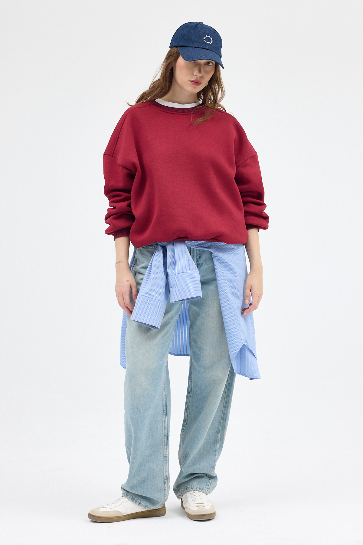 Kadın Pamuklu İçi Polarlı Oversize Yuvarlak Yakalı Bordo Sweatshirt 9152M - RAYS