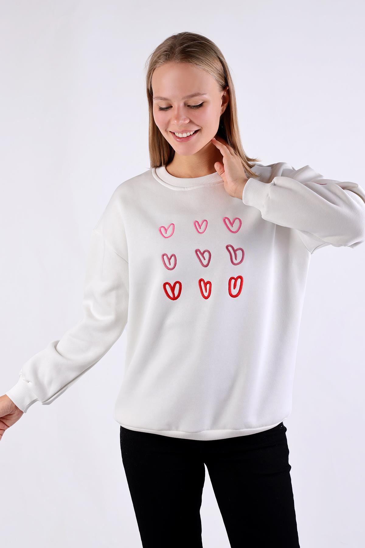 Ekru Bisiklet Yaka Kalp Nakışlı Sweat 9175M - 3