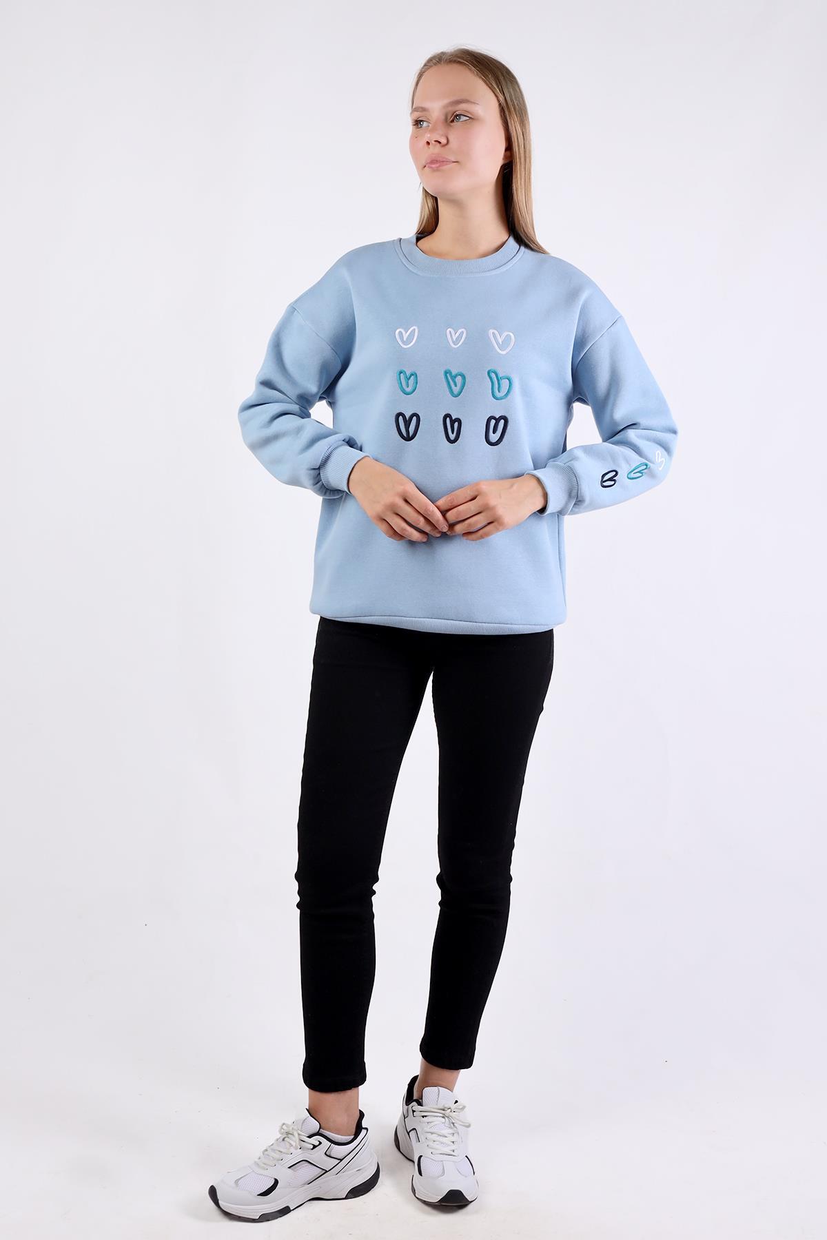 9175M Bisiklet Yaka Kalp Nakışlı Sweat Mavi - RAYS
