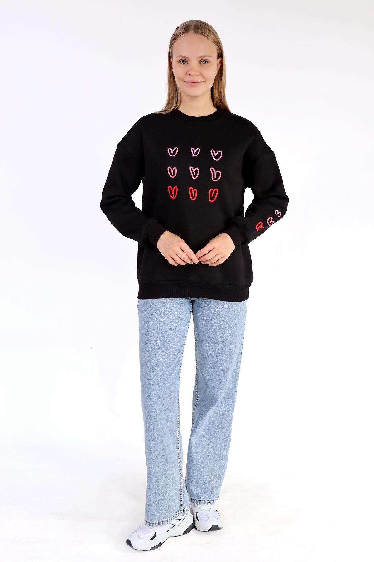Siyah Bisiklet Yaka Kalp Nakışlı Sweat 9175M - 6
