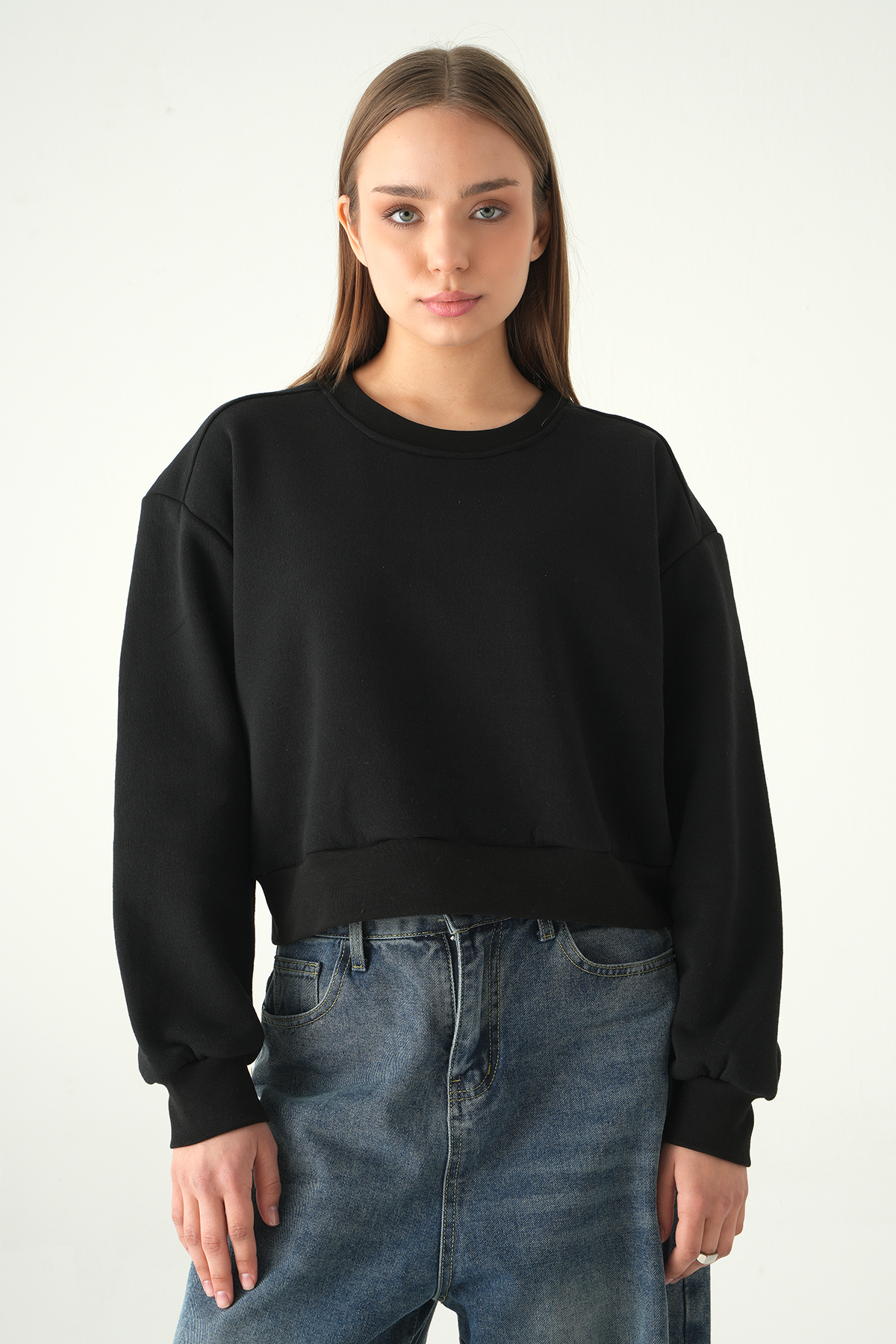 Siyah Kadın Crop Bisiklet Yaka Sweatshirt 9210M - 2
