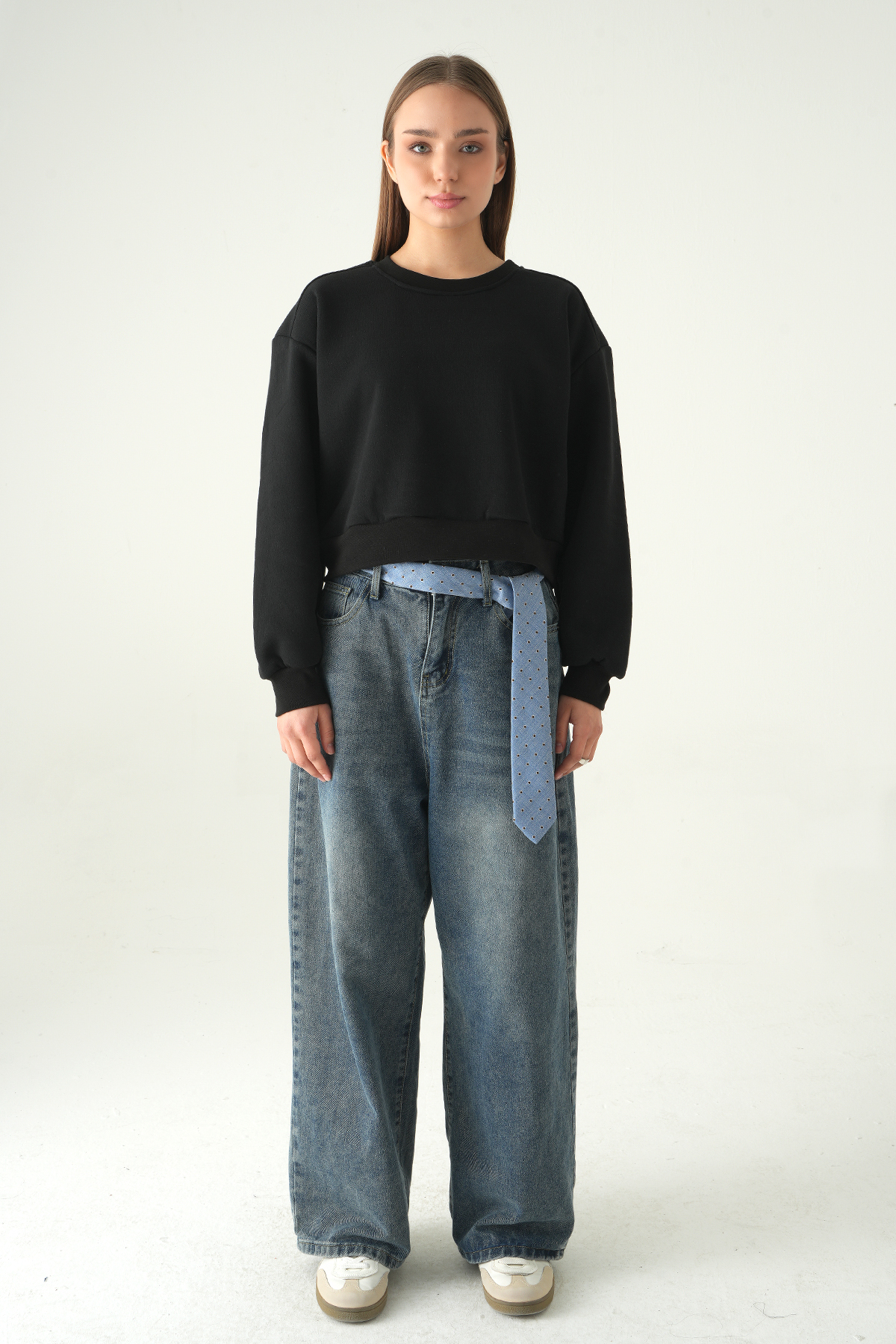 Siyah Kadın Crop Bisiklet Yaka Sweatshirt 9210M - 3