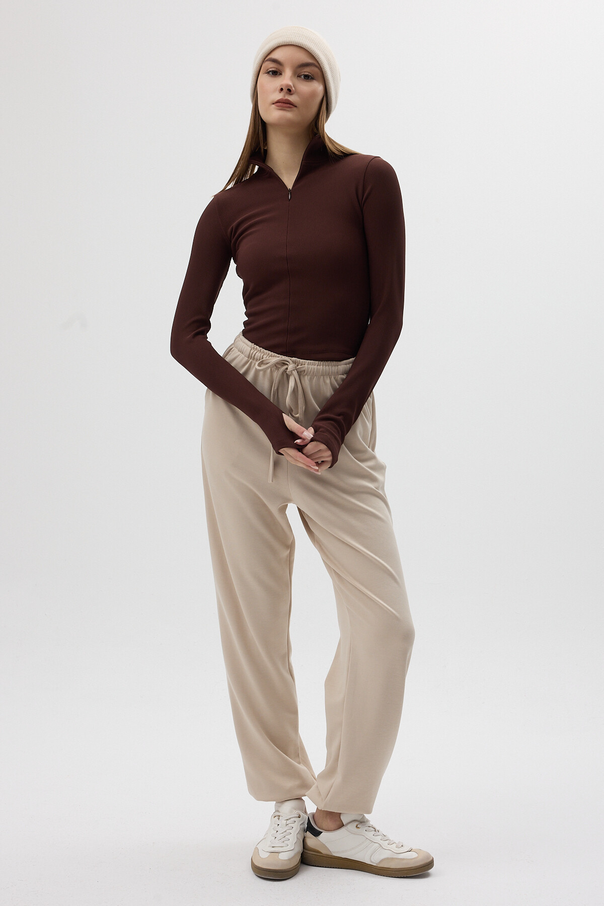 Bej Paçası Lastikli Büzgülü Kadın Eşofman Altı 9213M - 6