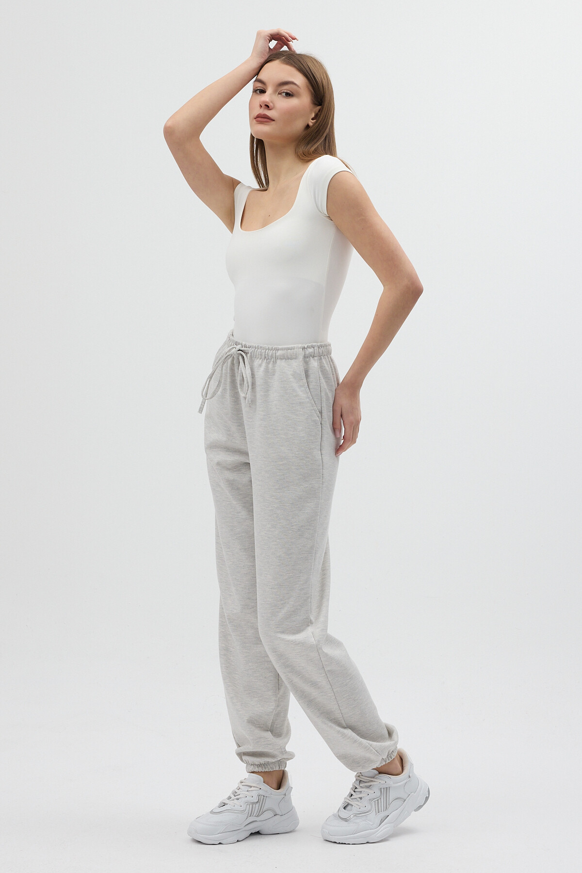 Gri Paçası Lastikli Büzgülü Kadın Eşofman Altı 9213M - 7