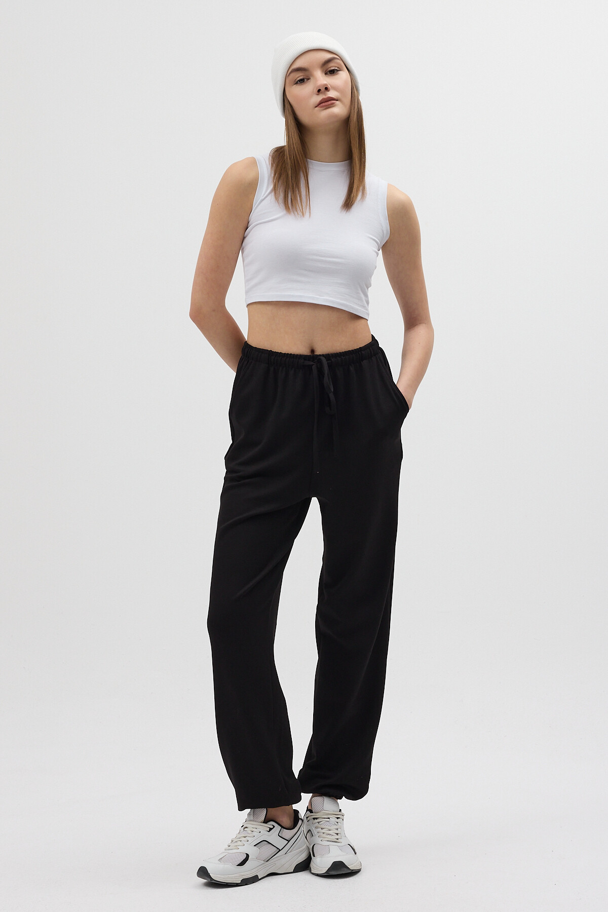 Siyah Paçası Lastikli Büzgülü Kadın Eşofman Altı 9213M - RAYS