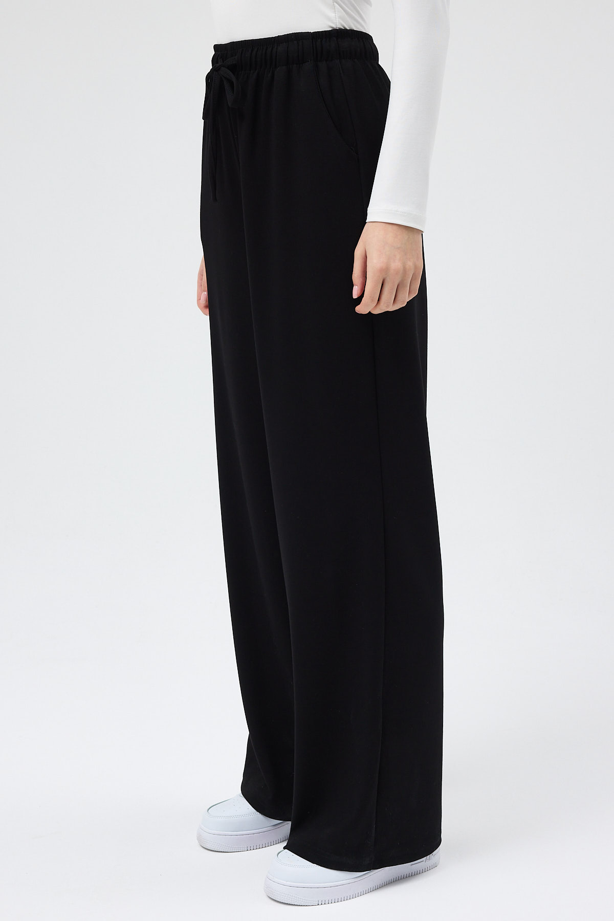 Siyah Bel Lastikli Geniş Paça Kadın Eşofman Altı 9214M - 3