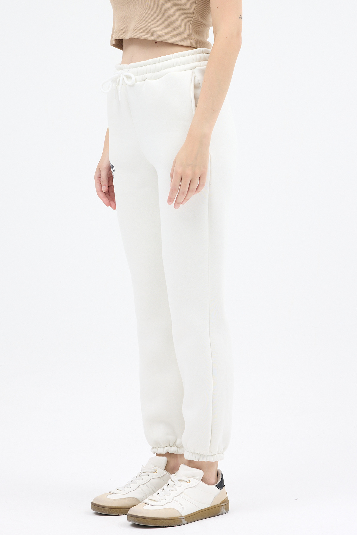 Ekru Yazı Nakışlı Kadın Jogger Eşofman Altı 9219M - RAYS