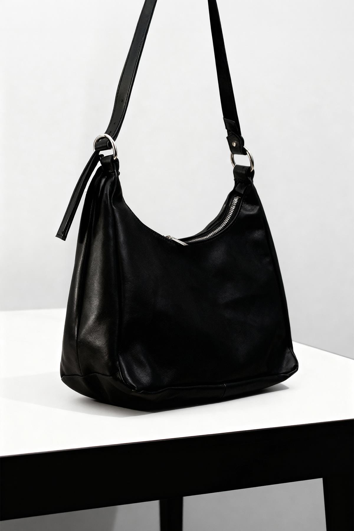 9224 Oval Omuz Çantası Siyah - RAYS