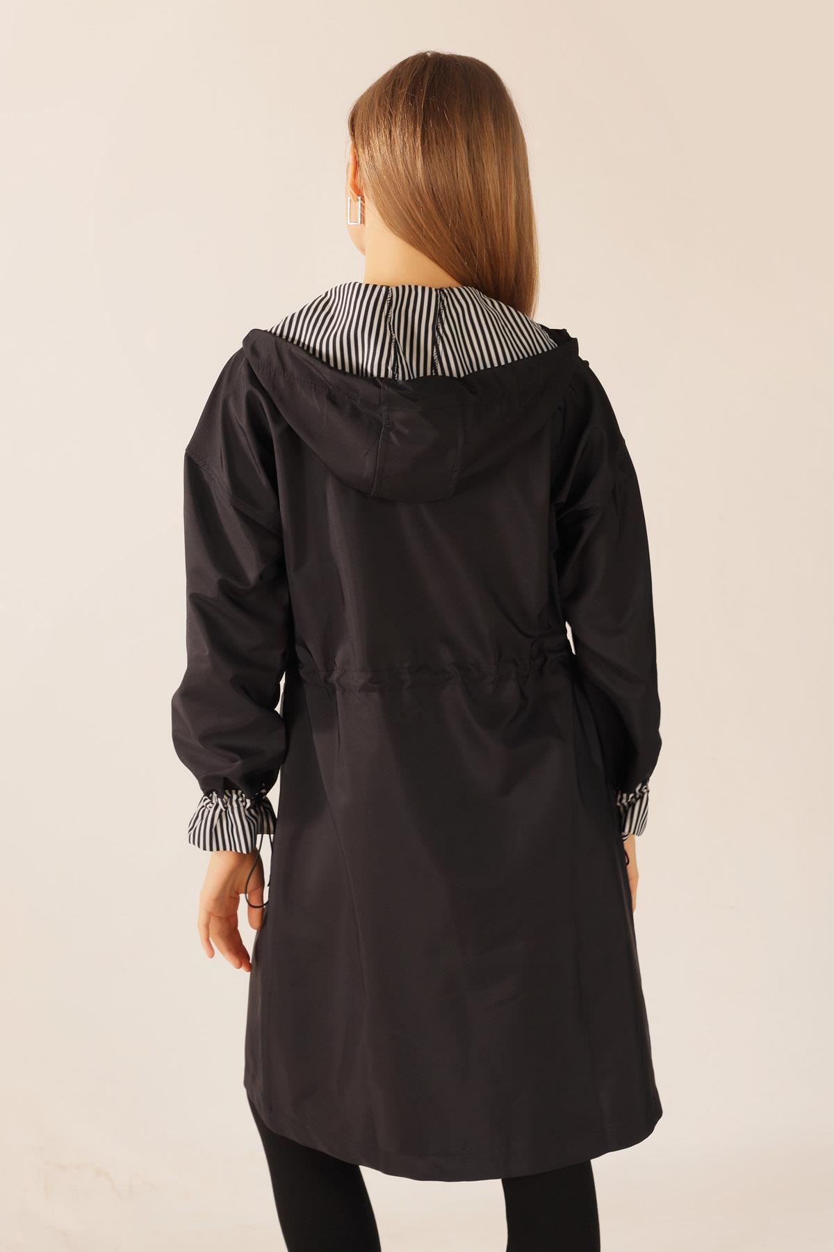 9225 Kapüşonlu Bel Lastikli Trençkot Siyah - 4