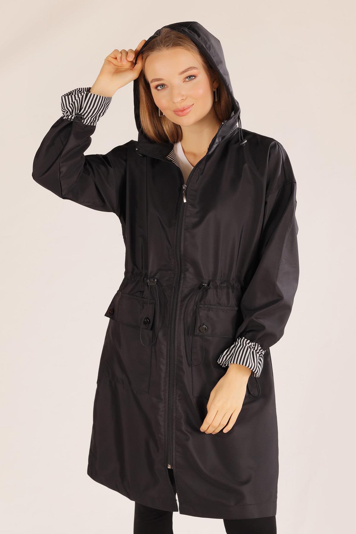 Siyah Kapüşonlu Bel Lastikli Trençkot 9225 - 8