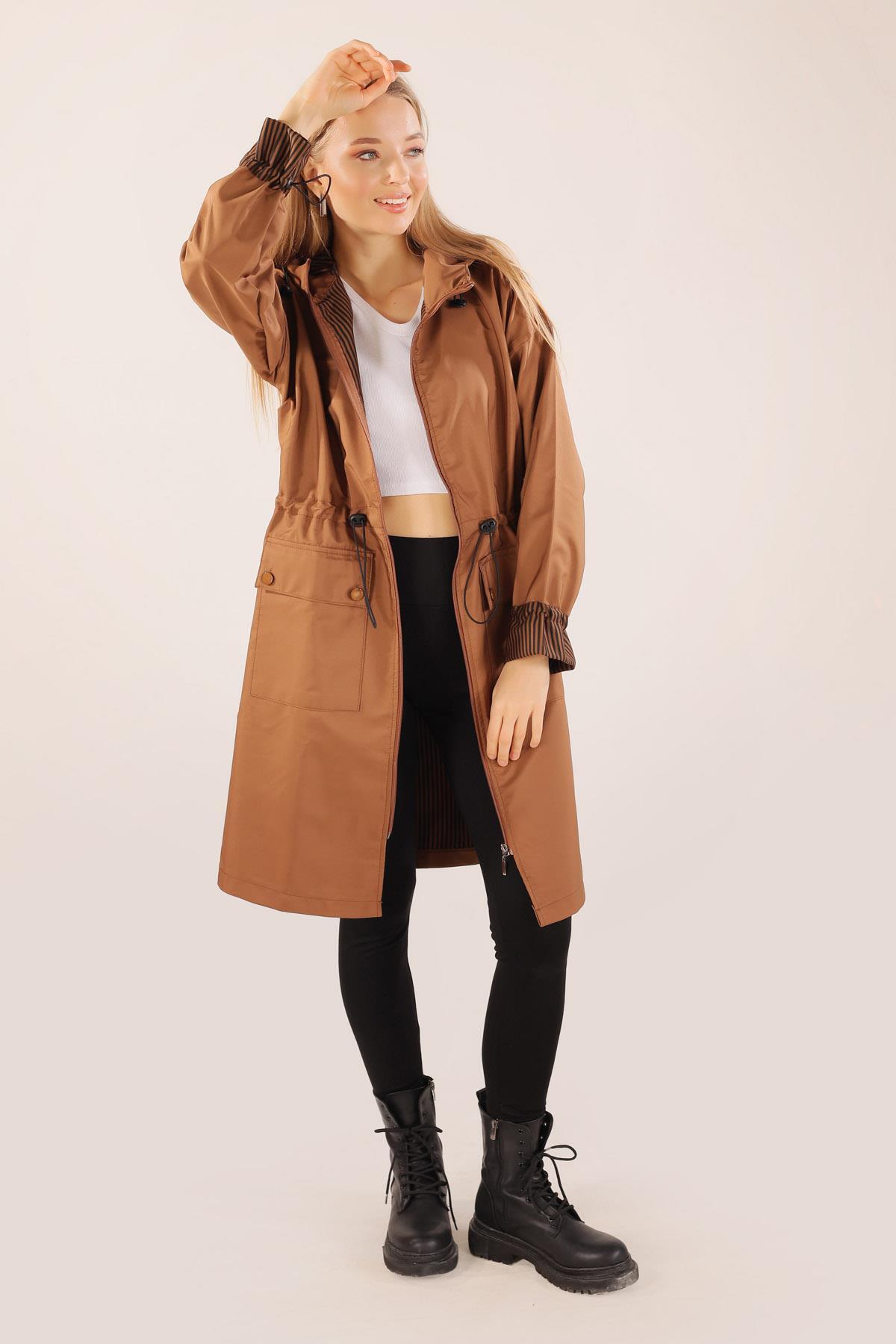 9225 Kapüşonlu Bel Lastikli Trençkot Taba - 8