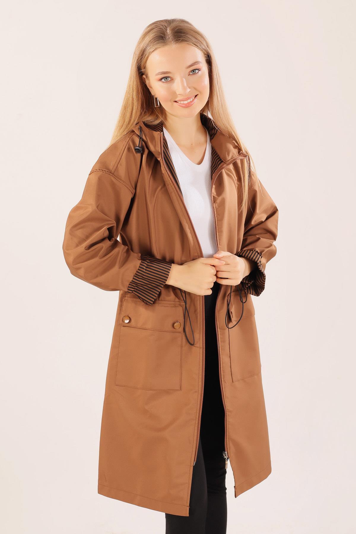 9225 Kapüşonlu Bel Lastikli Trençkot Taba - 3