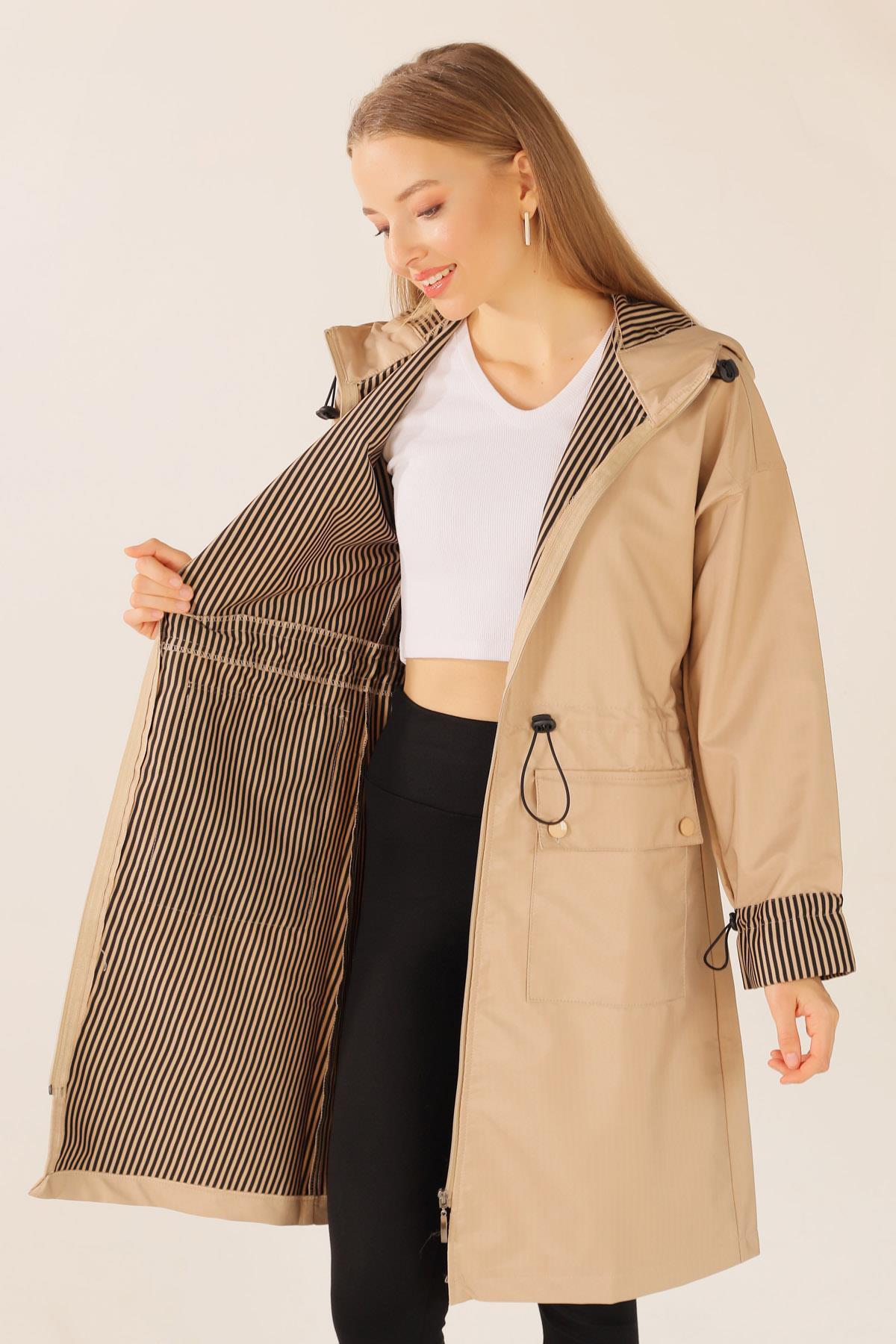 Taş Kapüşonlu Bel Lastikli Trençkot 9225 