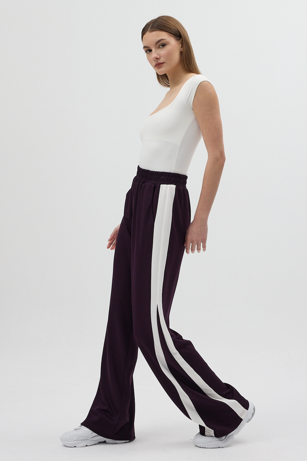 Mürdüm Yanları Şeritli Bel Lastikli Geniş Paça Kadın Eşofman Altı 9226M - RAYS