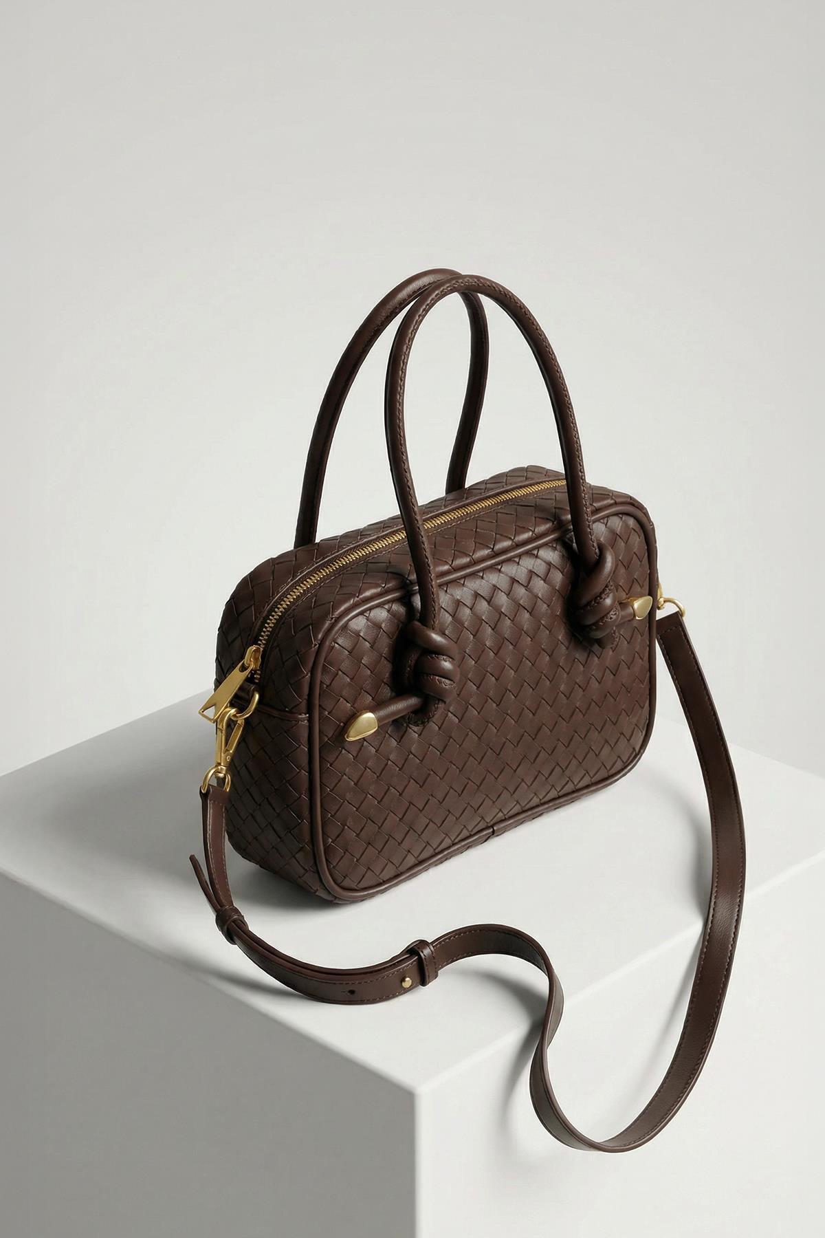 9228 Örgülü Omuz Çantası Acı Kahve 