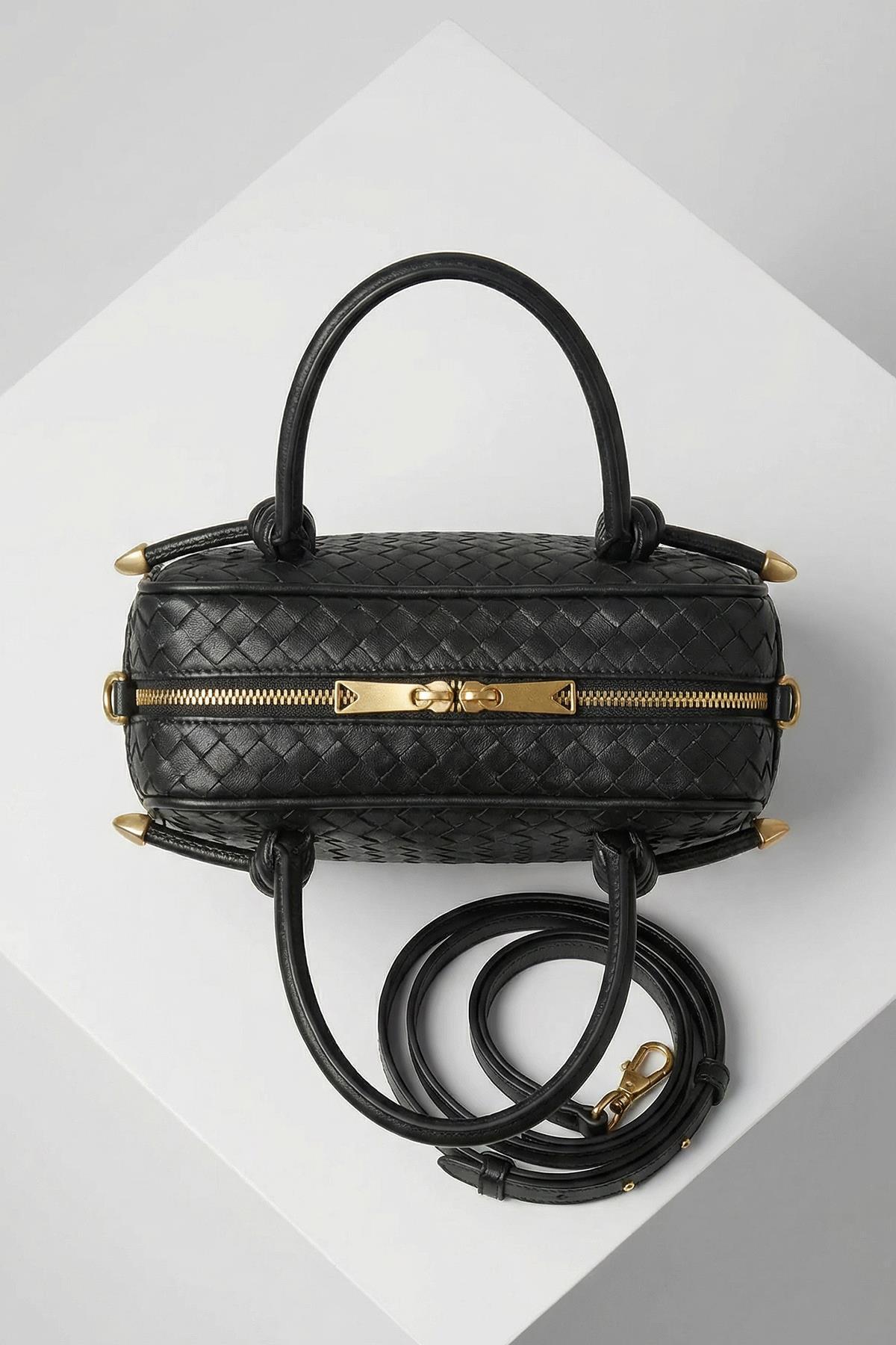 9228 Örgülü Omuz Çantası Siyah 