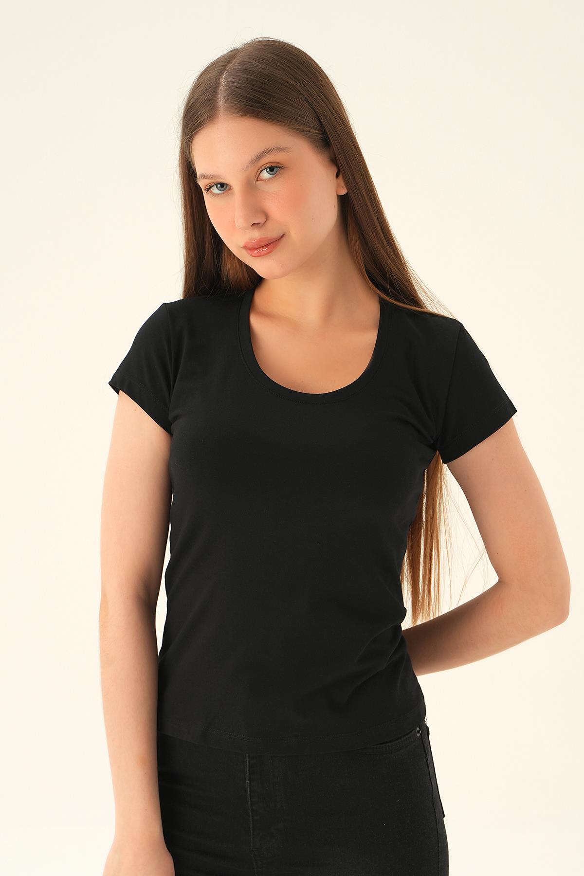 Siyah U Yaka Tişört 923 - 3