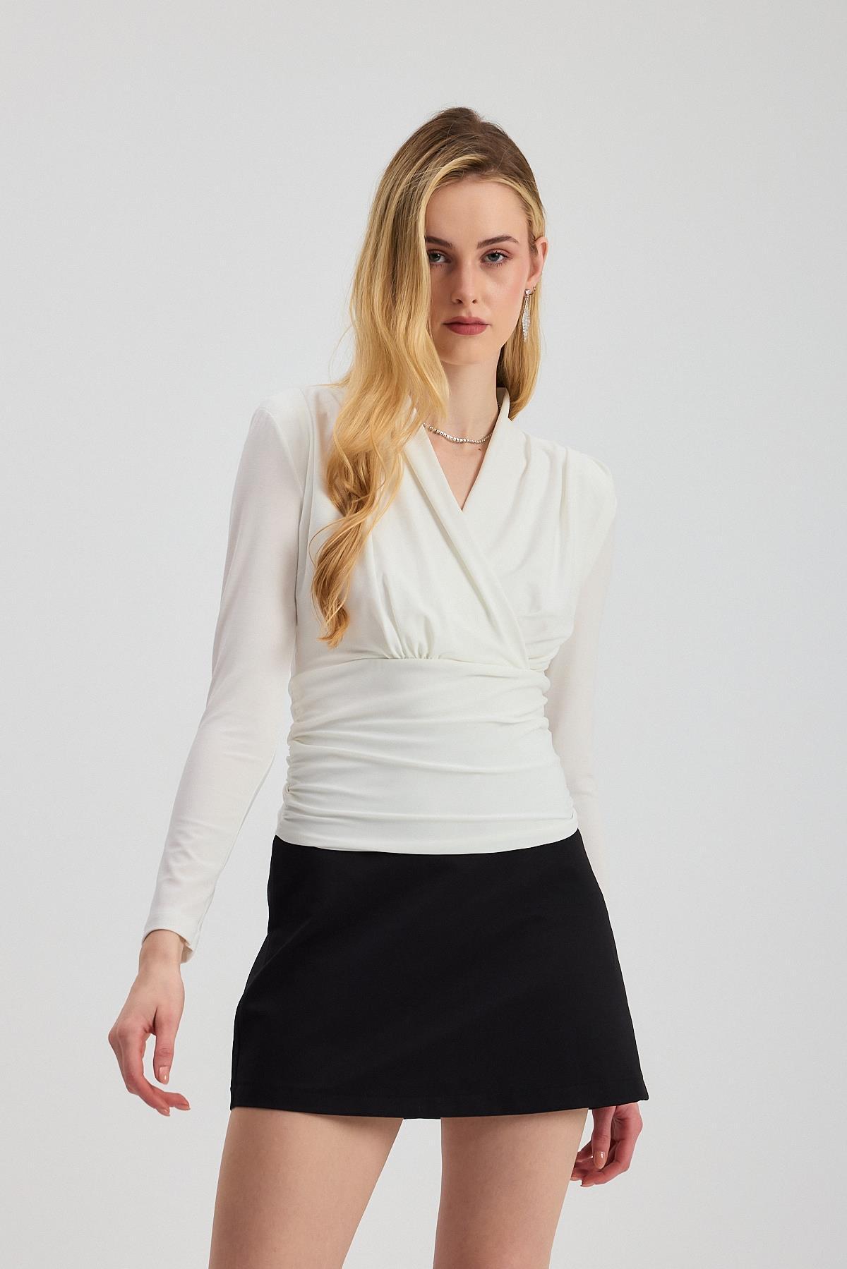 9256 Kruvaze Yaka Vatkalı Bluz Ekru - 8