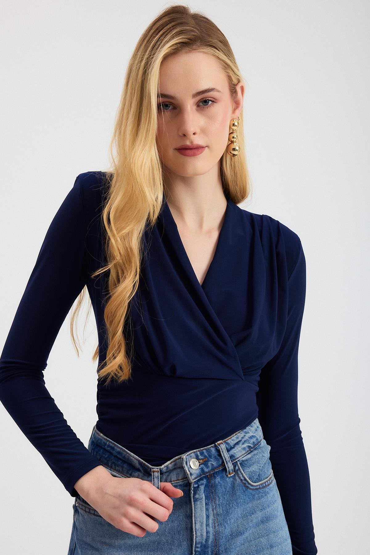 Laci Kruvaze Yaka Vatkalı Bluz 9256 - 2