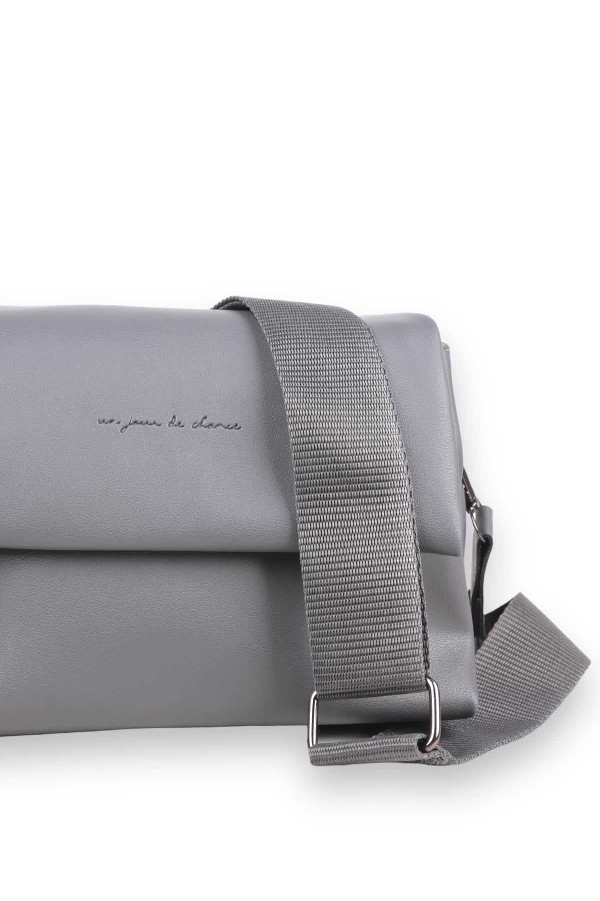 9289 Kapaklı Omuz Çantası Füme - 1