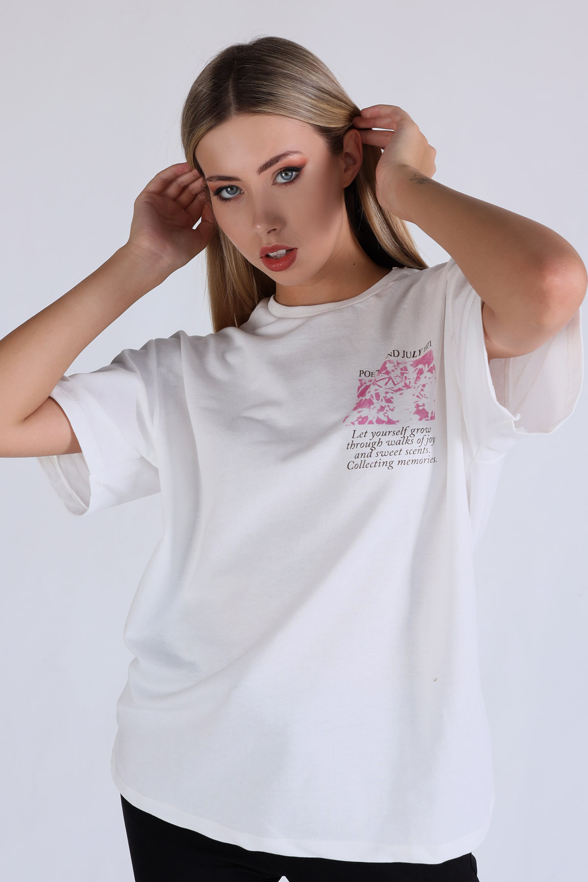 9377 Kelebek Görsel Tişört Ekru - 2