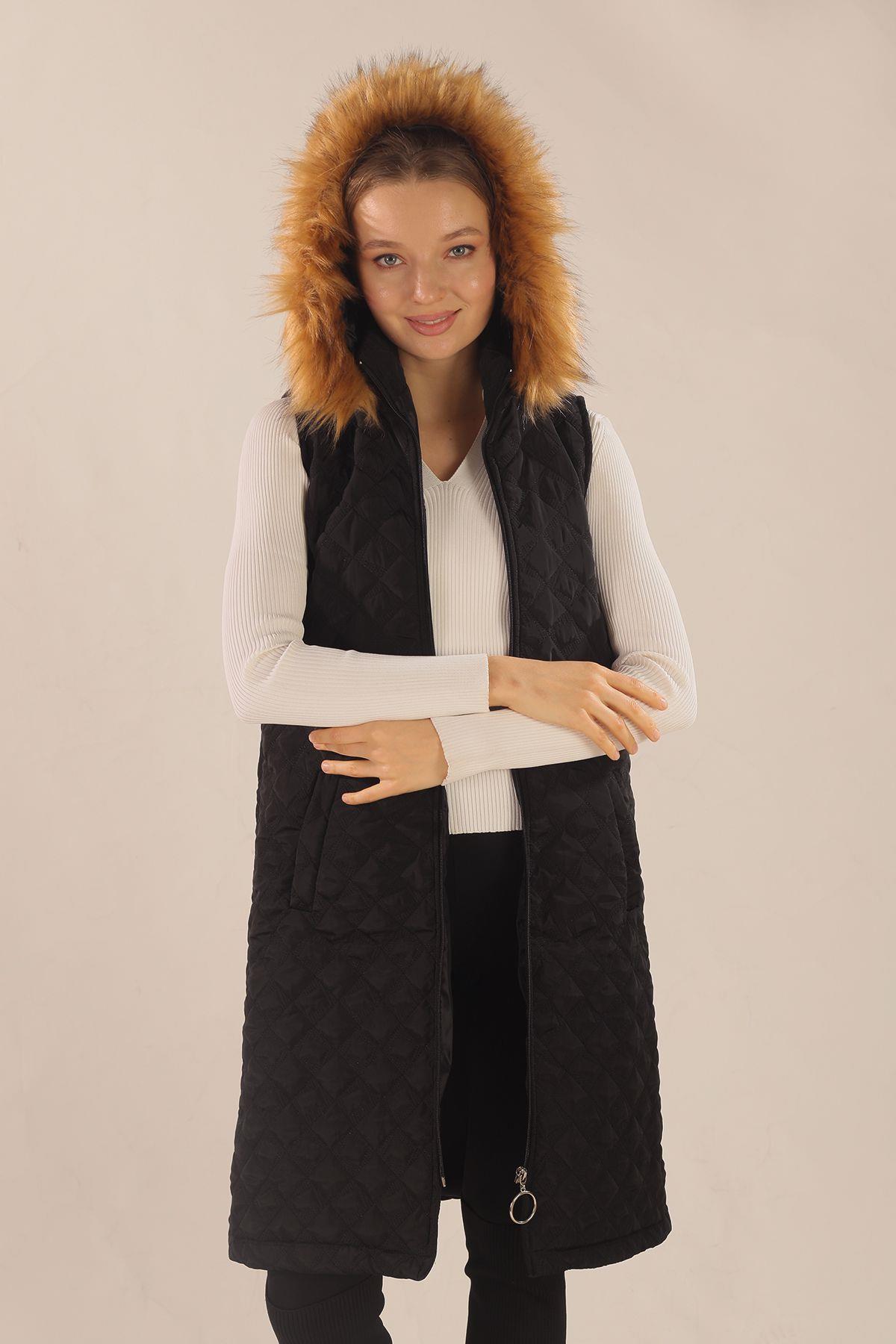 9523 Kürk Detay Kapitone Yelek Siyah - 1