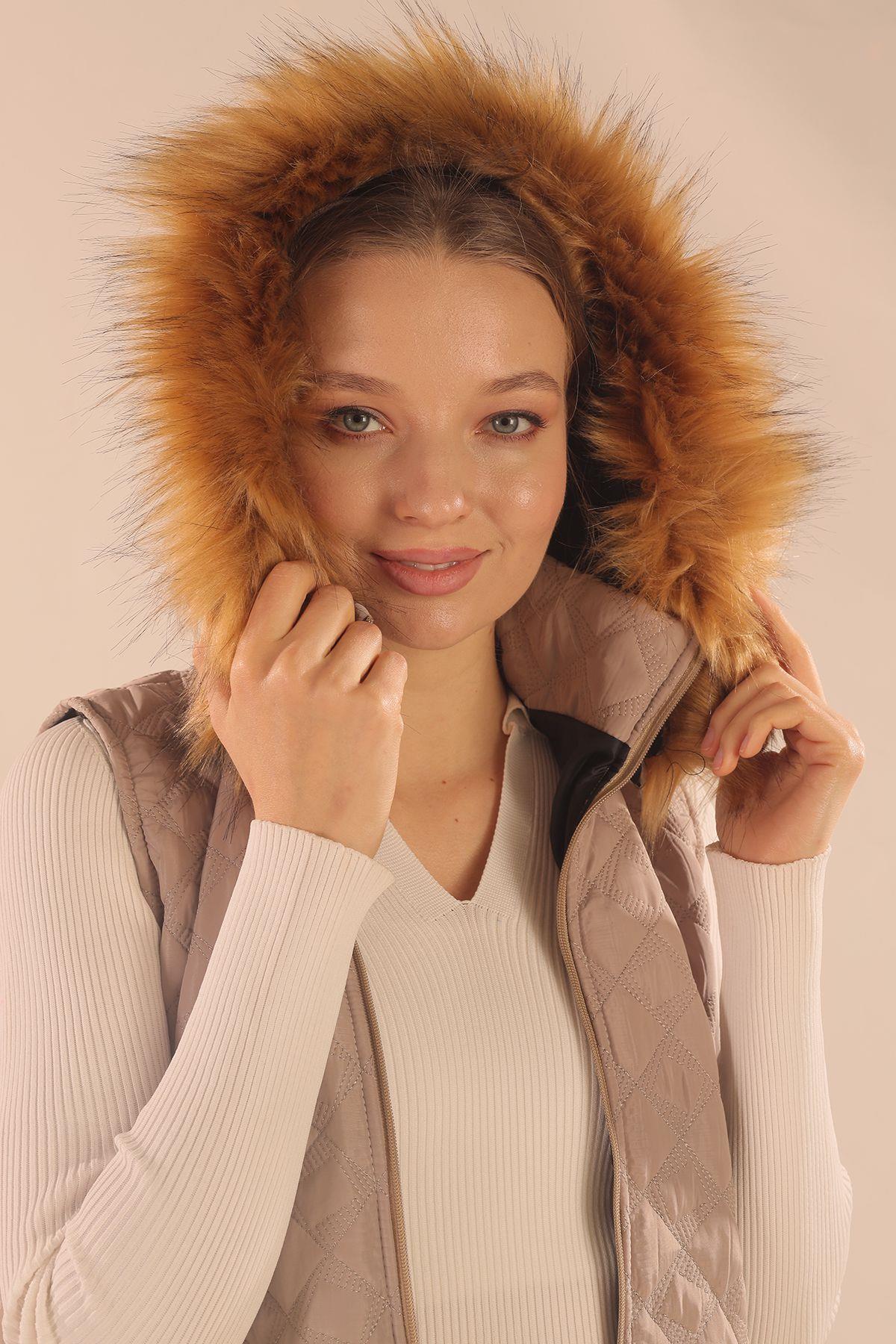 Taş Kürk Detay Kapitone Yelek 9523 - 2