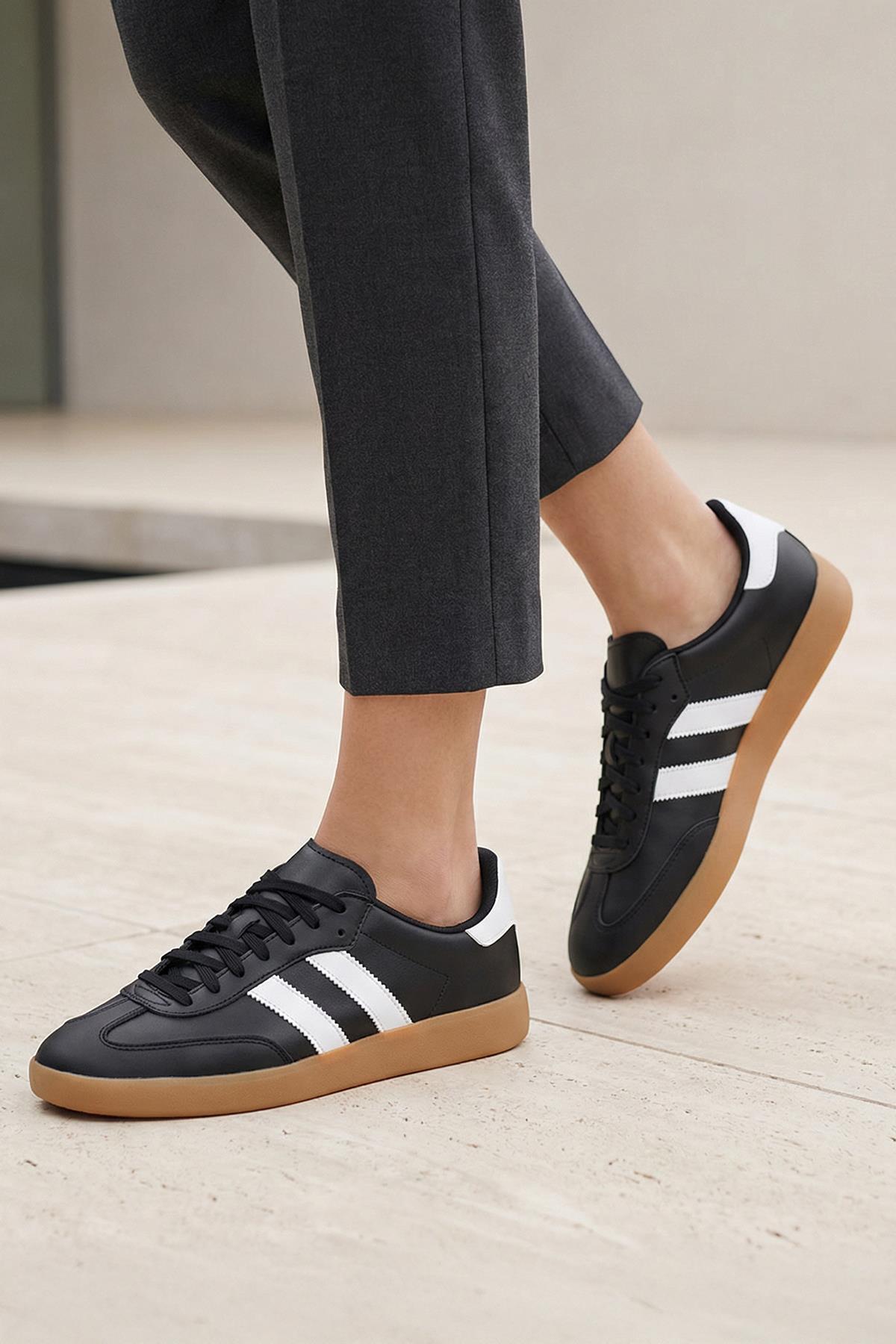 958 Çizgili Günlük Ayakkabı Siyah - 1