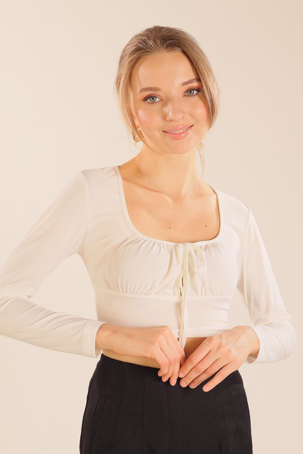 9900 Ön Bağlama Detay Bluz Beyaz - 1