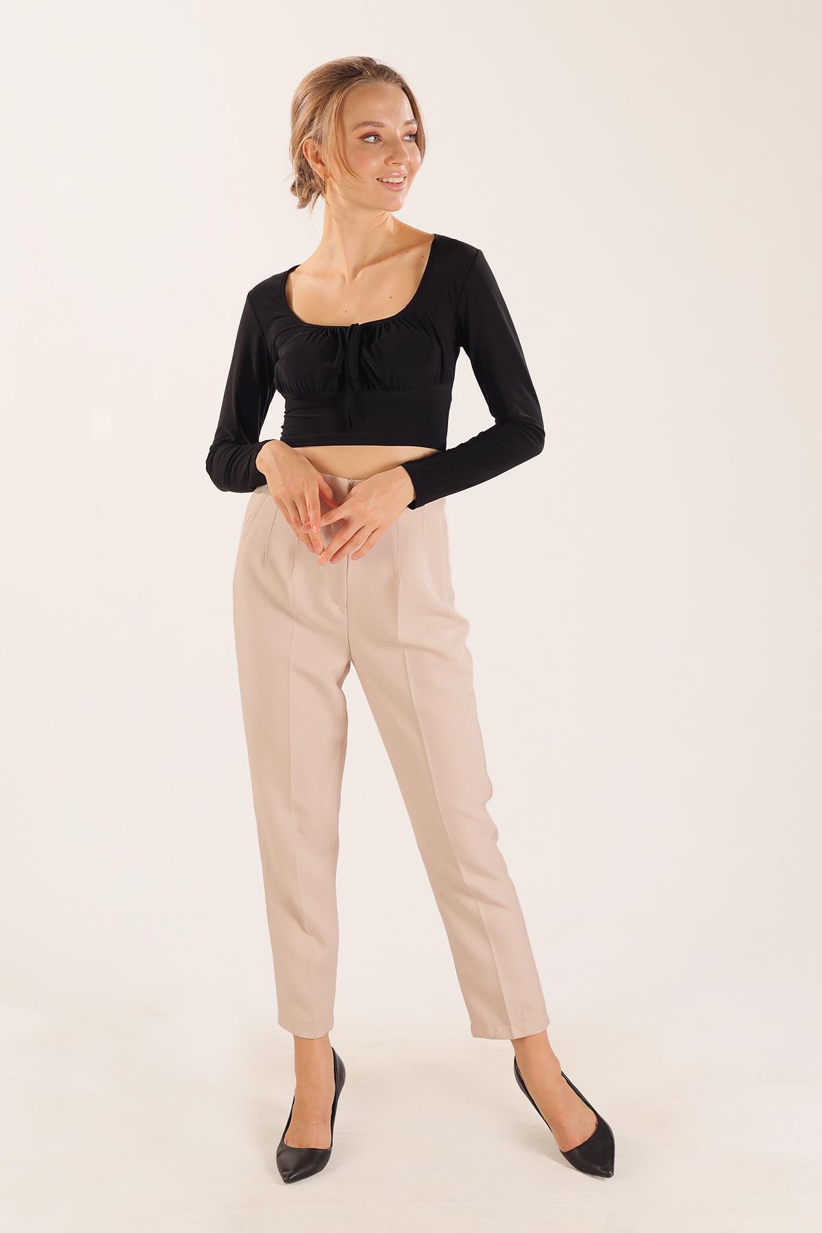 Siyah Ön Bağlama Detay Bluz 9900 - 2