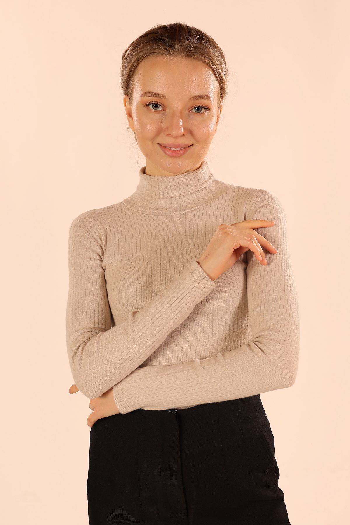 Taş Balıkçı Yaka Bluz 9902 - 2