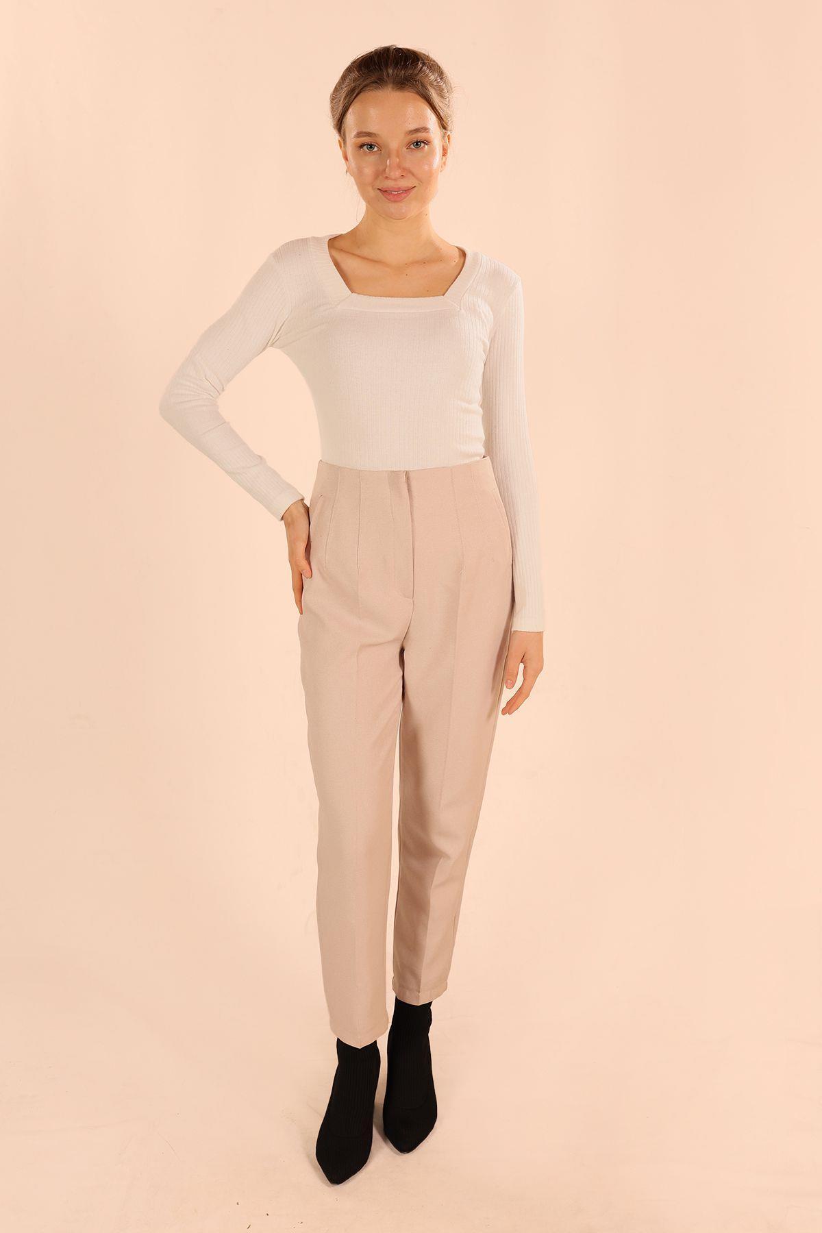 Ekru Kare Yaka Bluz 9903 - 5