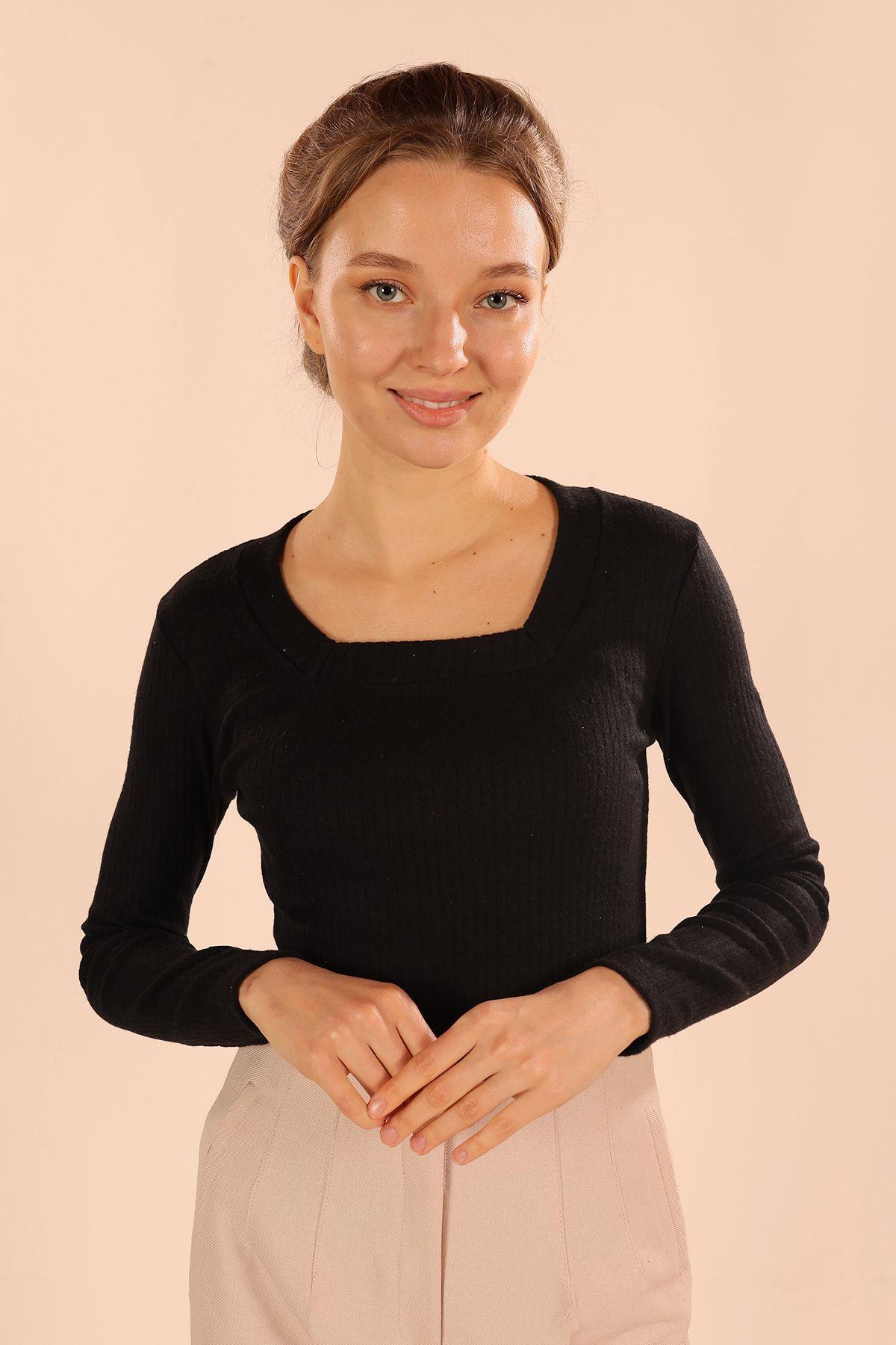 Siyah Kare Yaka Bluz 9903 - 7