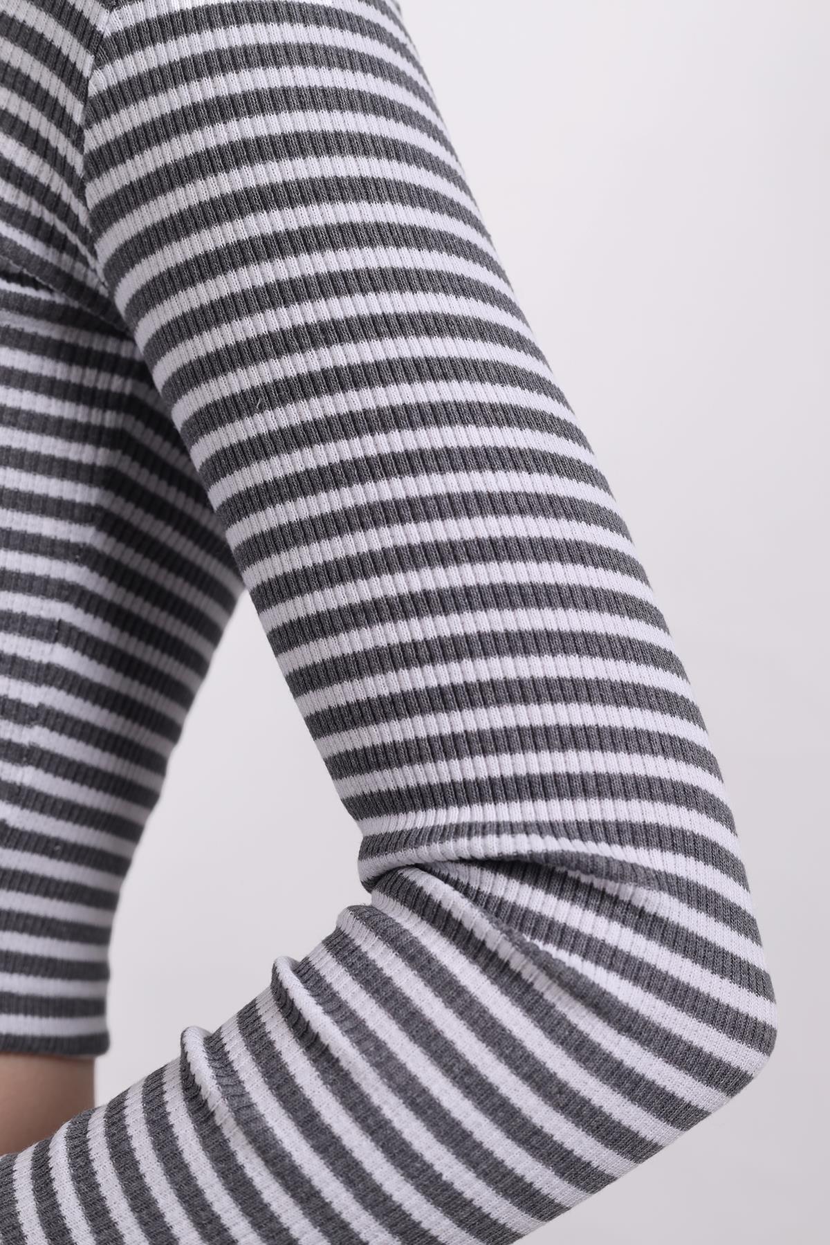 9904 Kare Yaka Çizgili Crop Bluz Gri - 5