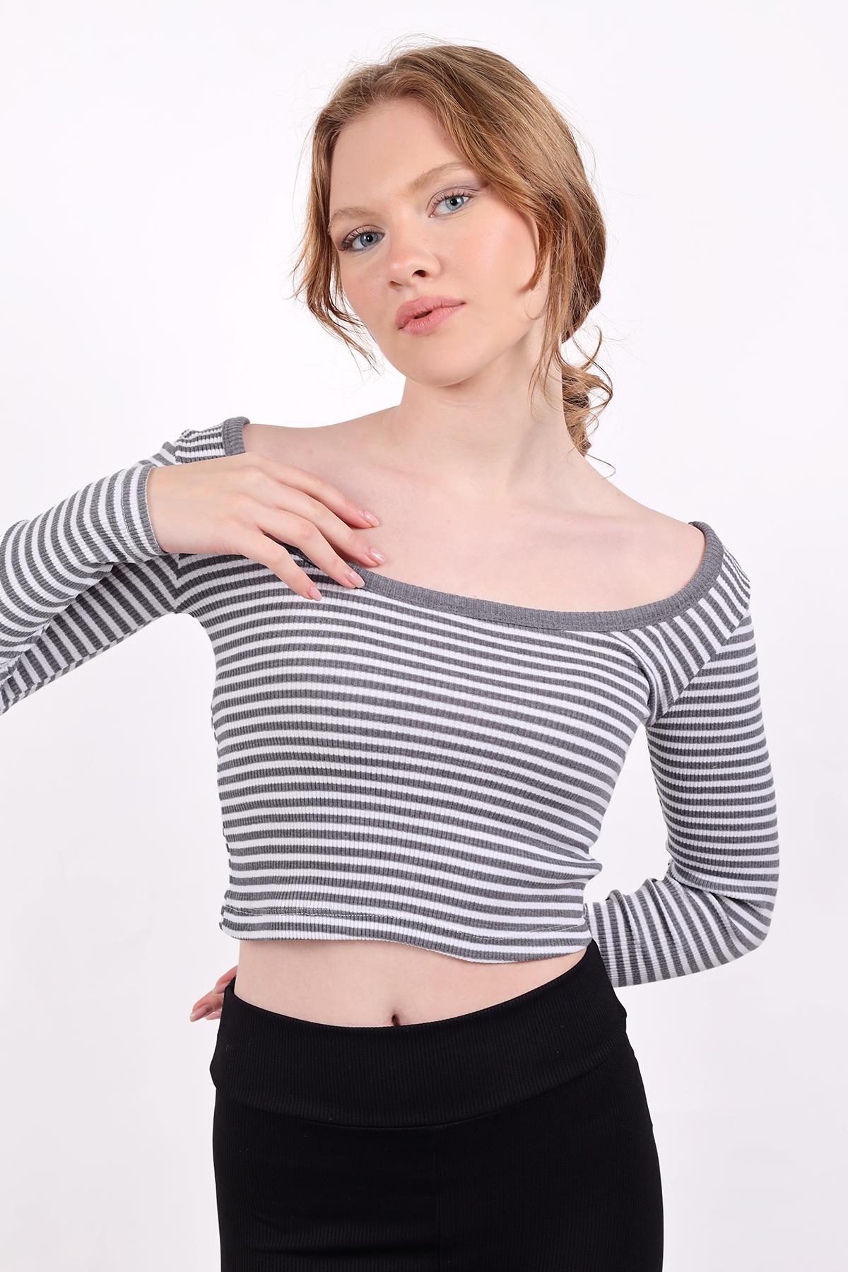 9904 Kare Yaka Çizgili Crop Bluz Gri - 1