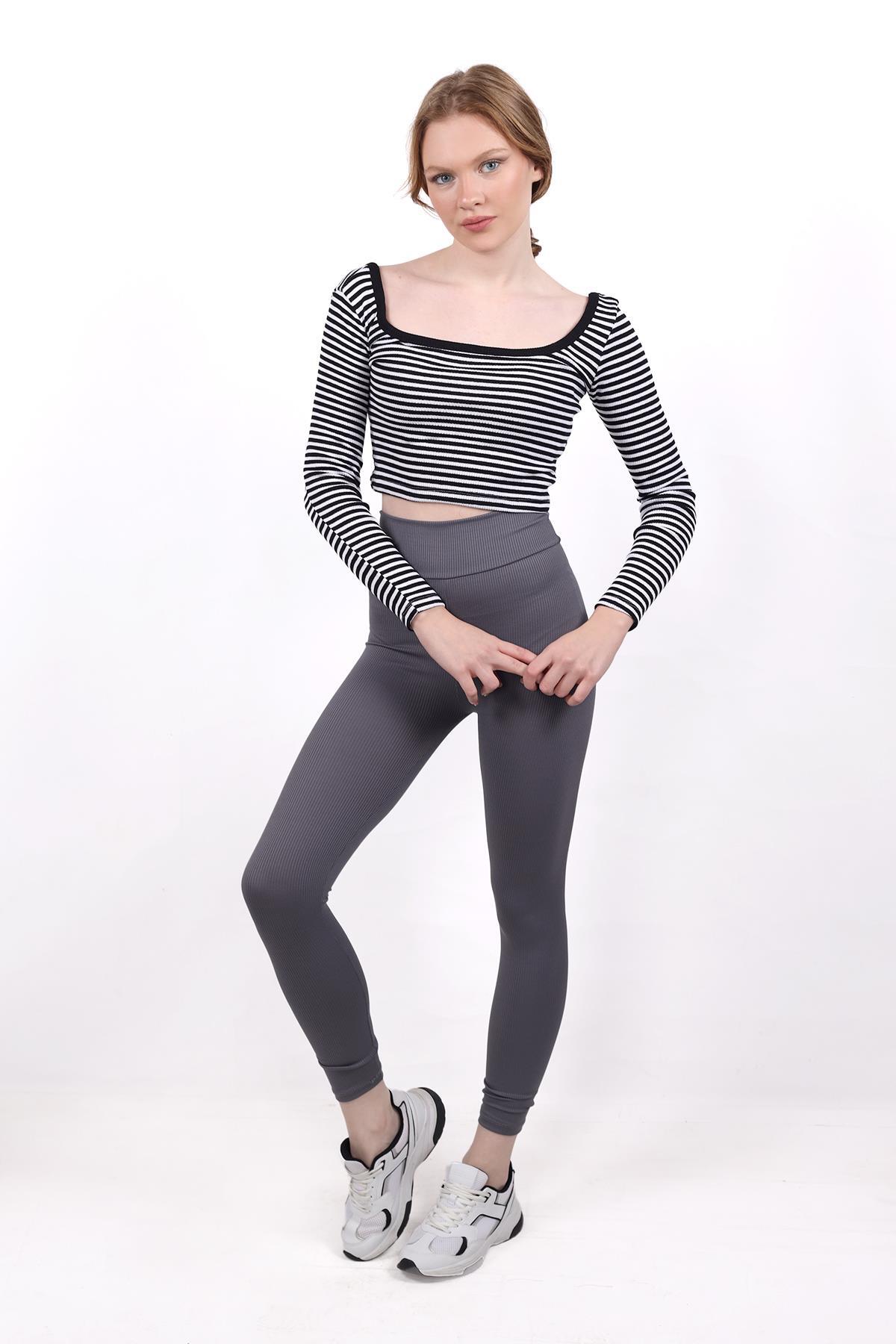 9904 Kare Yaka Çizgili Crop Bluz Siyah - 2