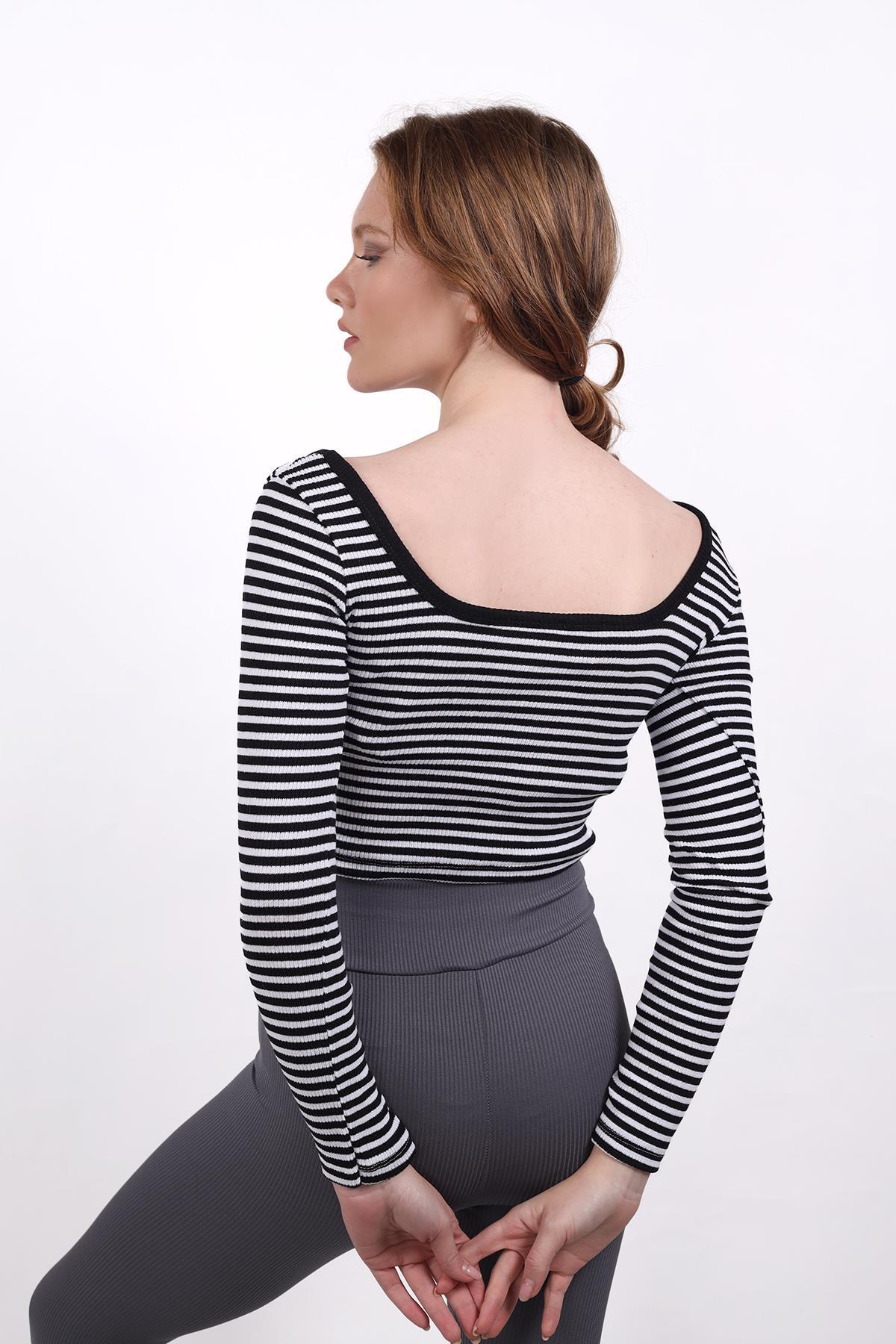 9904 Kare Yaka Çizgili Crop Bluz Siyah - 5