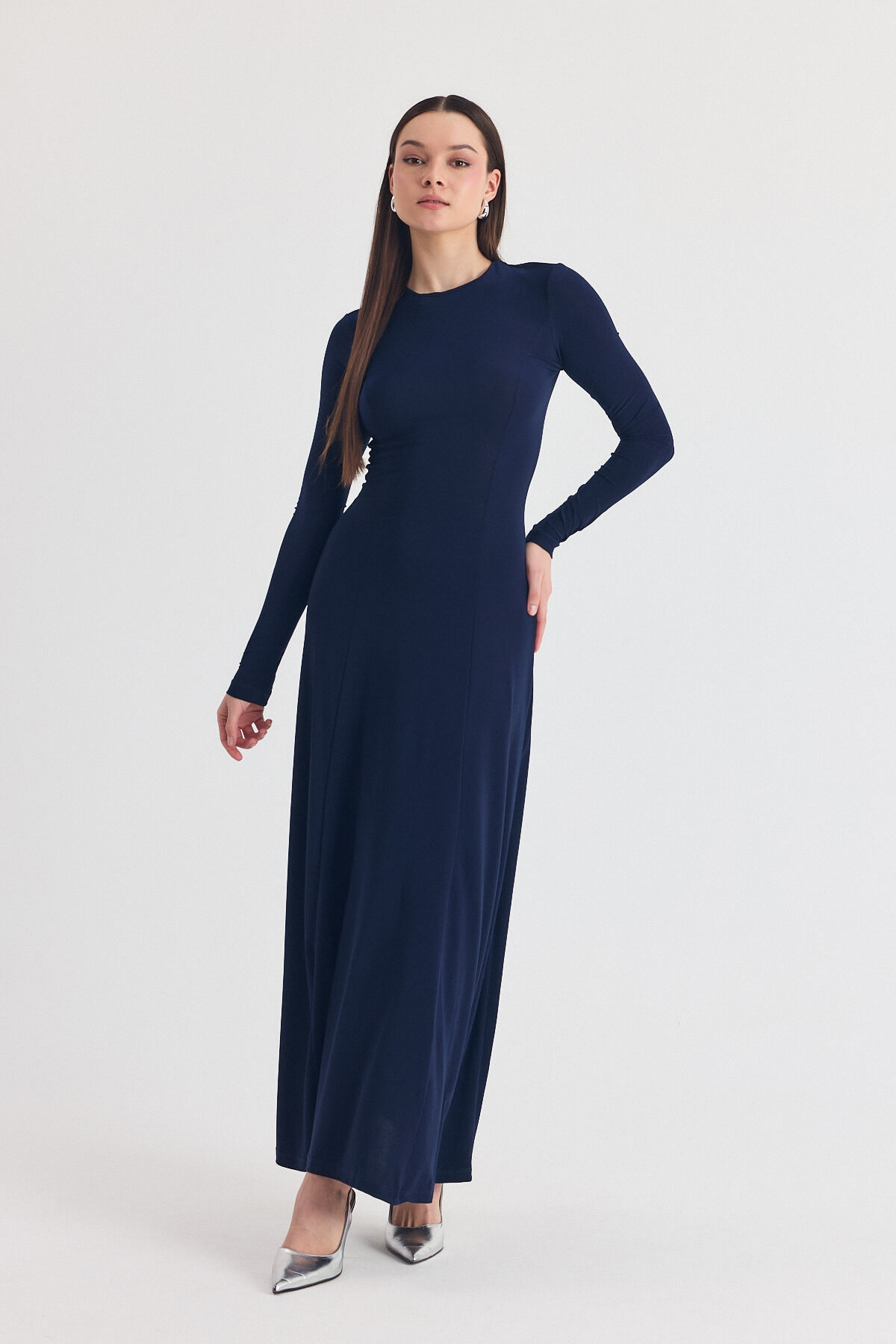 Minimal ve Şık: Elbise