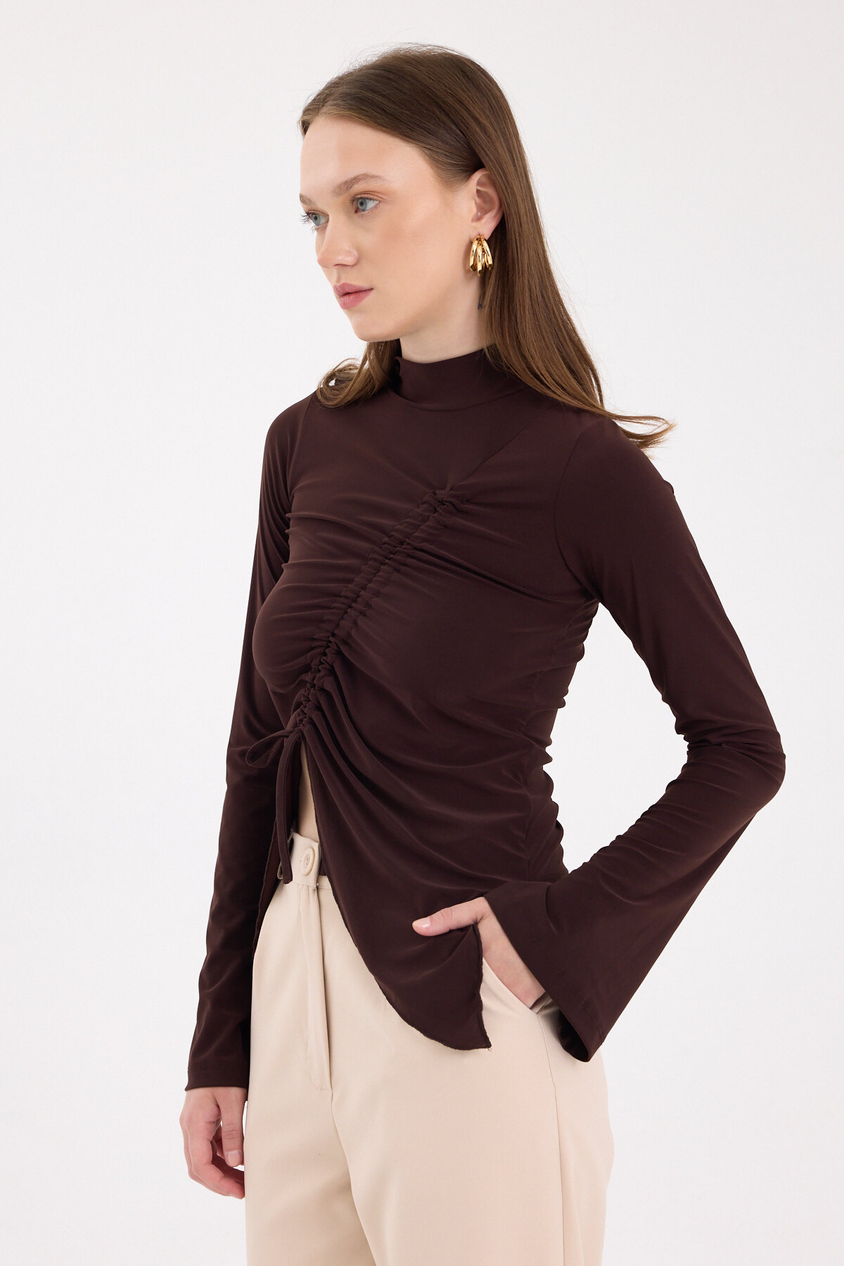 Acı Kahve Büzgü Detaylı Balıkçı Yaka Bluz 2458 - 1