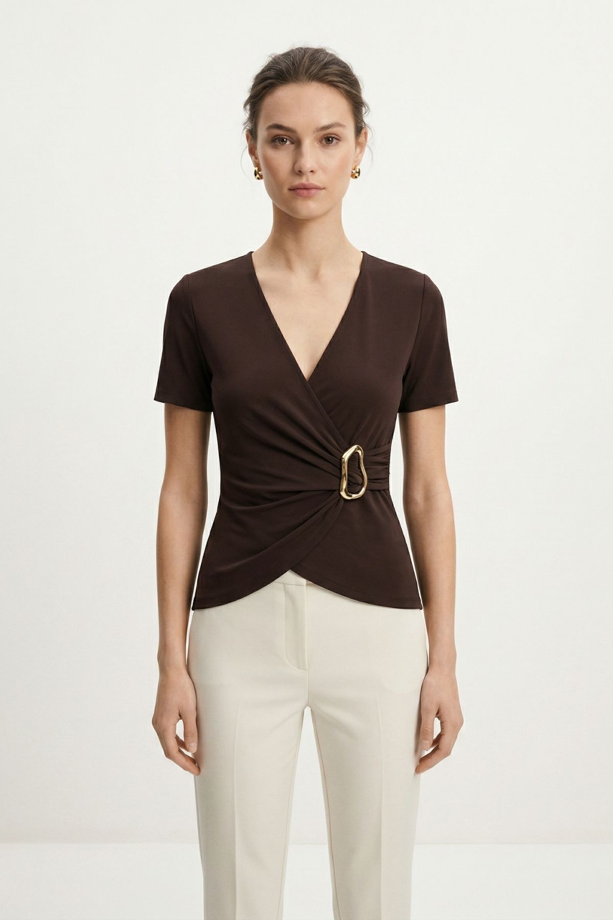 Acı Kahve Keuvaze Yaka Aksesuarlı Bluz 2309 - RAYS