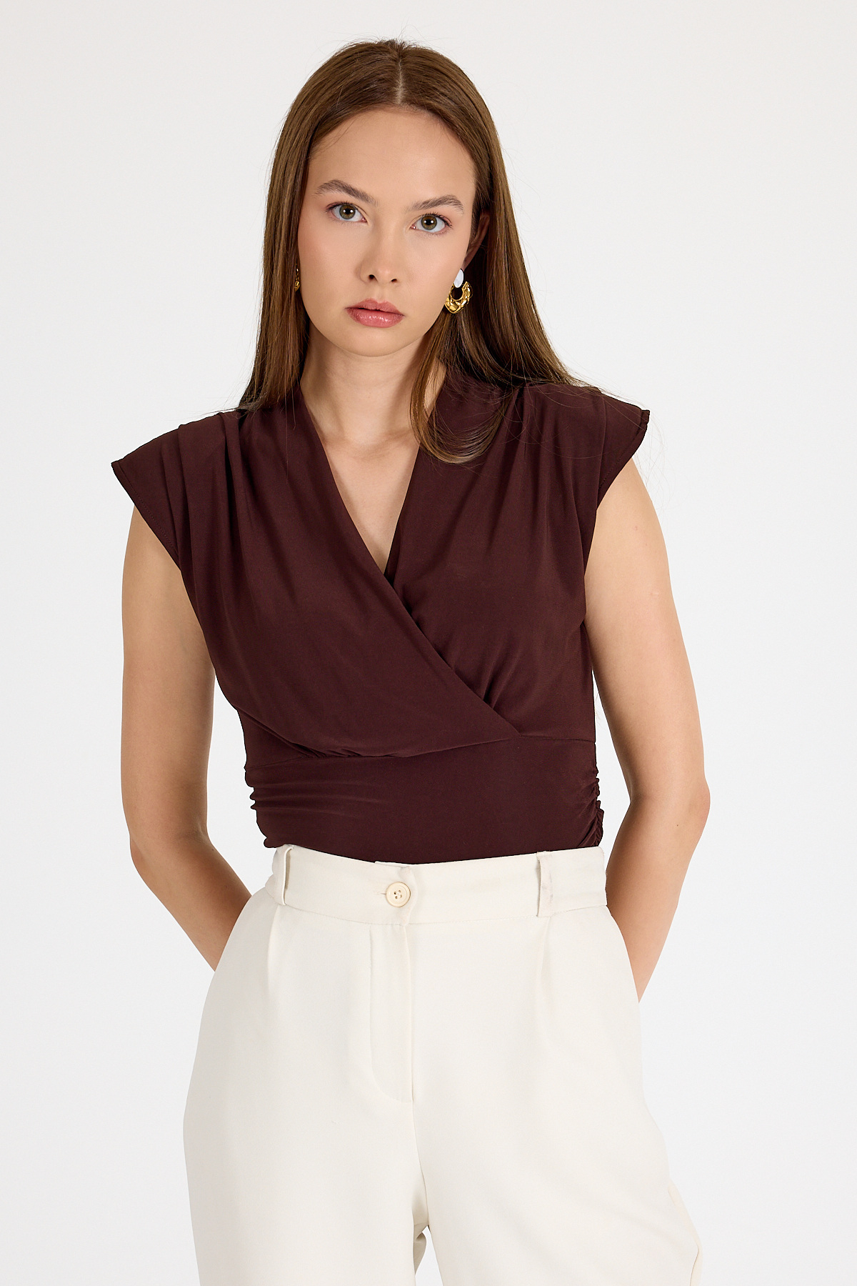 Acı Kahve Vatkalı Kruvaze Yaka Drapeli Bluz 2487 - 1