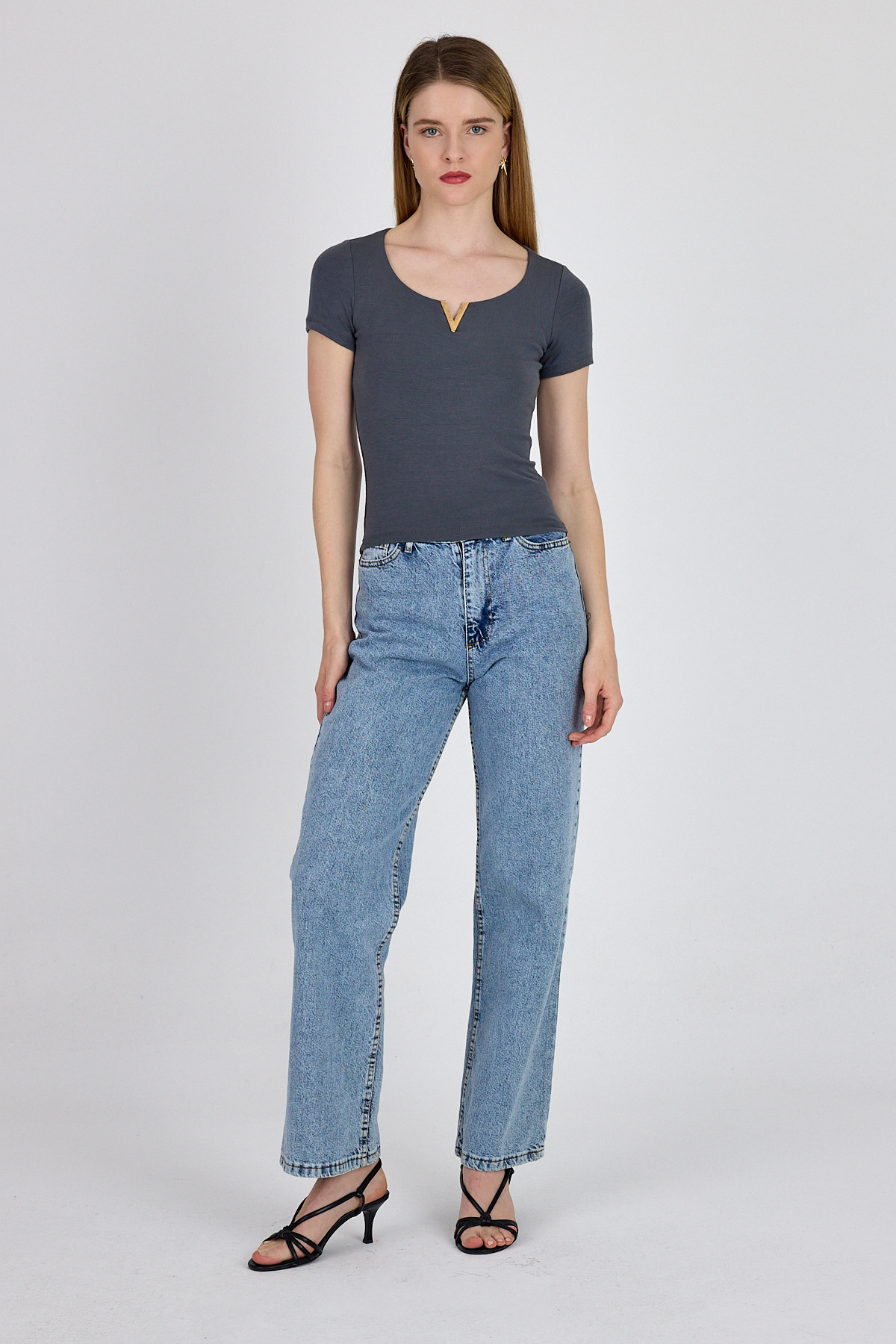 Antrasit Gold Aksesuar Detaylı Viskoz/Yumuşak Kumaş Tişört 1460 - RAYS