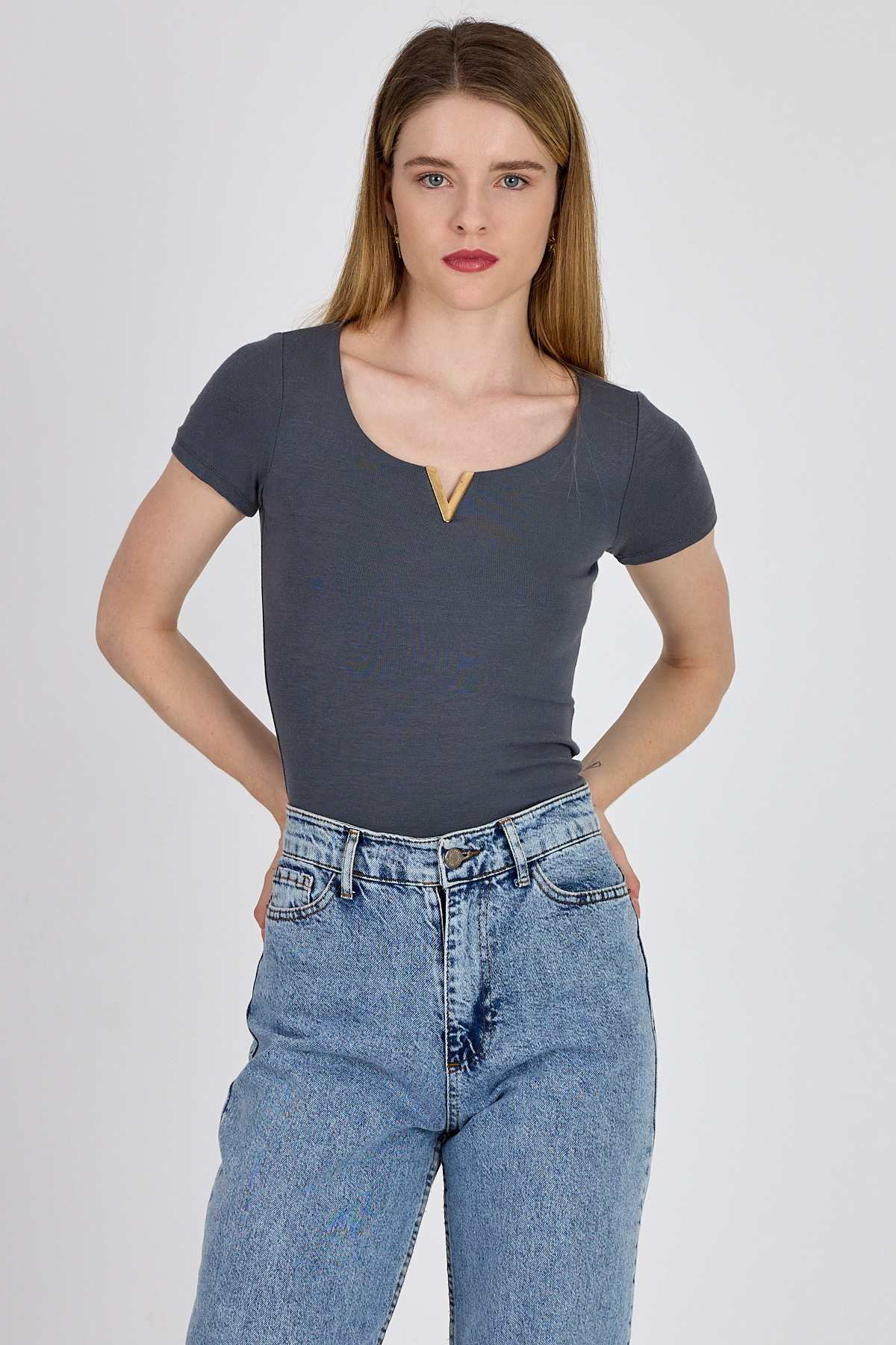 Antrasit Gold Aksesuar Detaylı Viskoz/Yumuşak Kumaş Tişört 1460 - 6