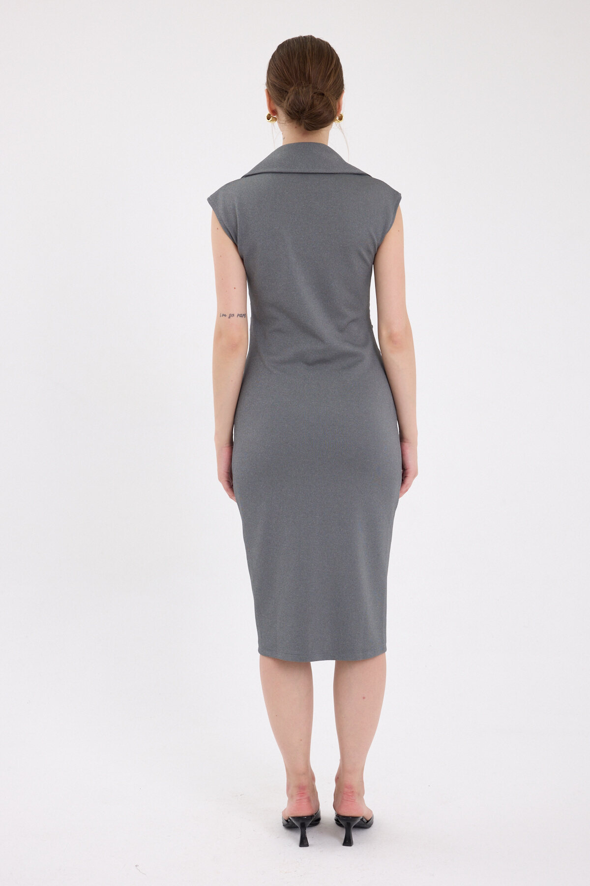 Antrasit Yanları Büzgülü Kolsuz Gömlek Midi Elbise 8117A - 5