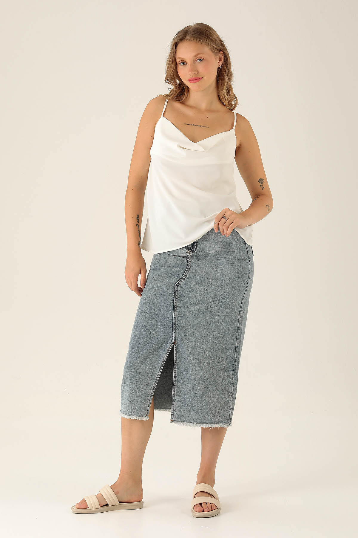 Askılı Degaje Yaka Bluz - 947 Beyaz - 4