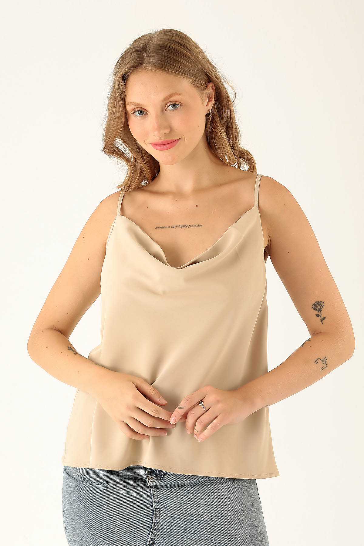 Askılı Degaje Yaka Bluz - 947 Taş - 1