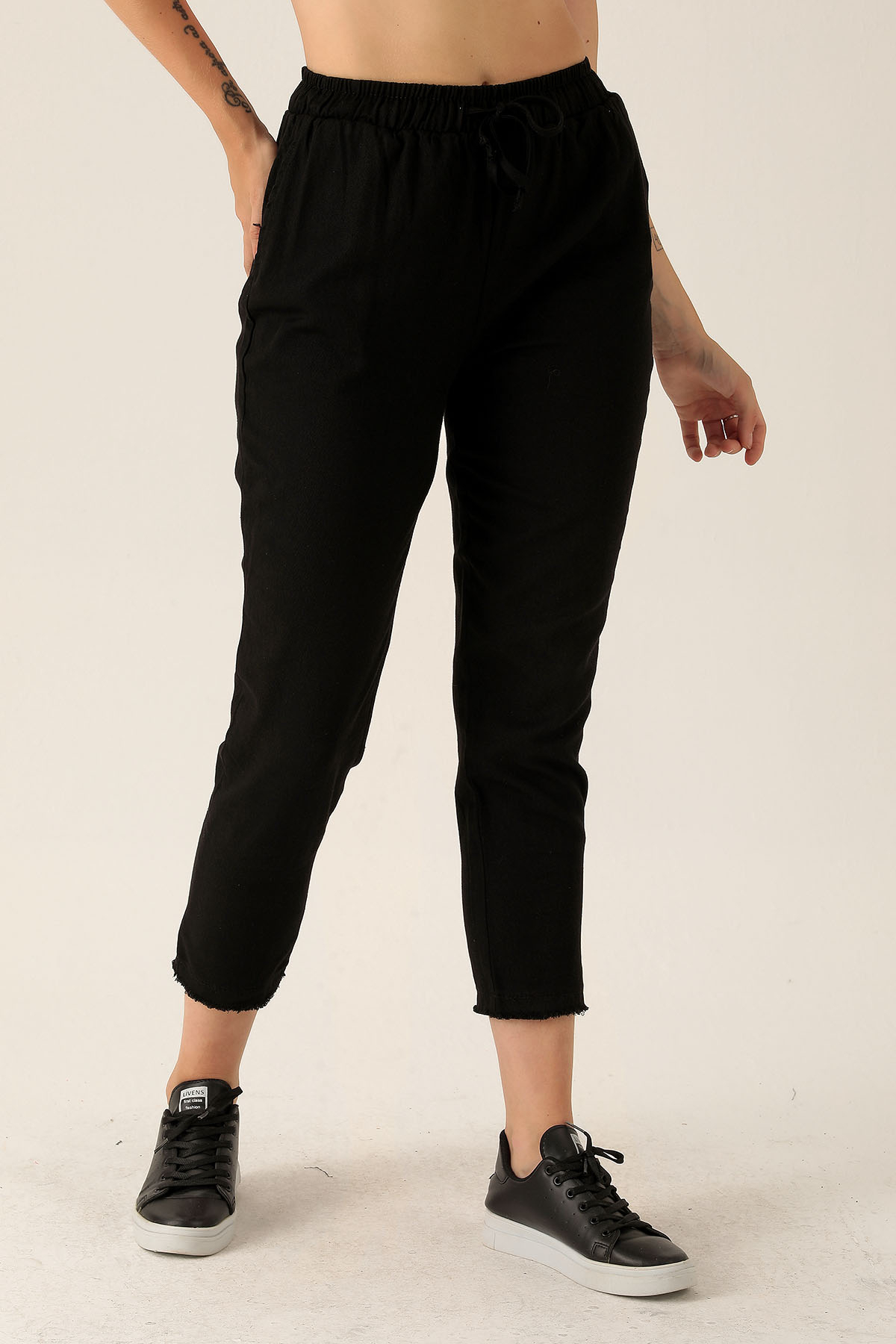 Bağcık Detay Püsküllü Bayan Pantolon - 001 Siyah - 3