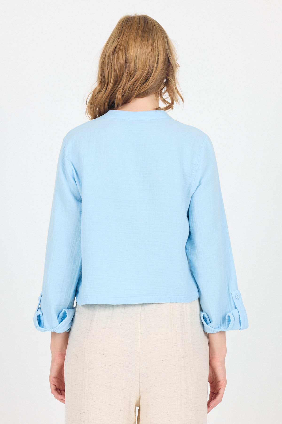Bebe Mavi %100 Pamuk Keten Görünümlü Hakim Yaka Crop Gömlek 4702A - 5