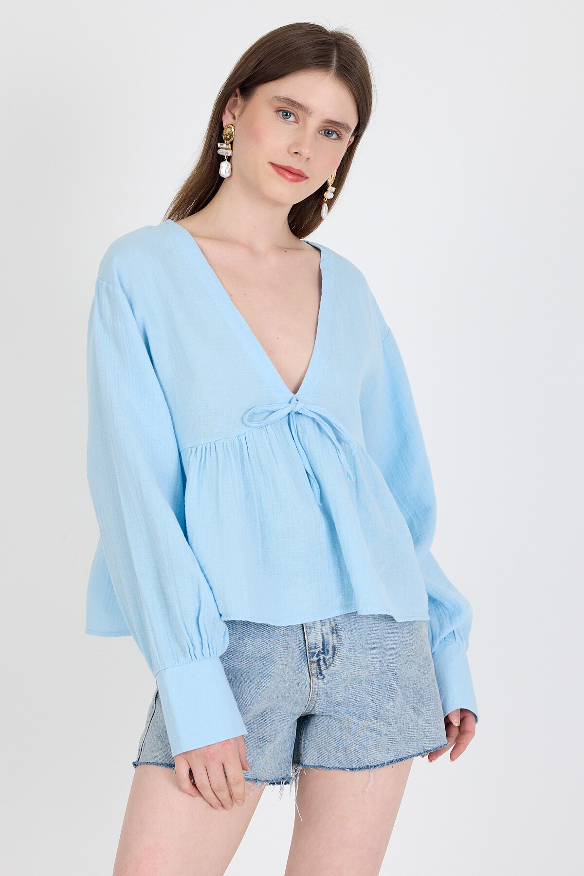 Bebe Mavi %100 Pamuk V Yaka Ön Bağlama Detaylı Bluz 4784A - RAYS