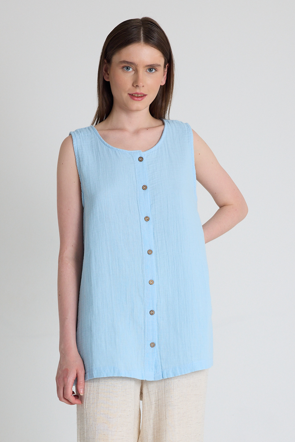 Bebe Mavi Keten Görünümlü %100 Pamuk Düğmeli Kolsuz Bluz 4808A - 2